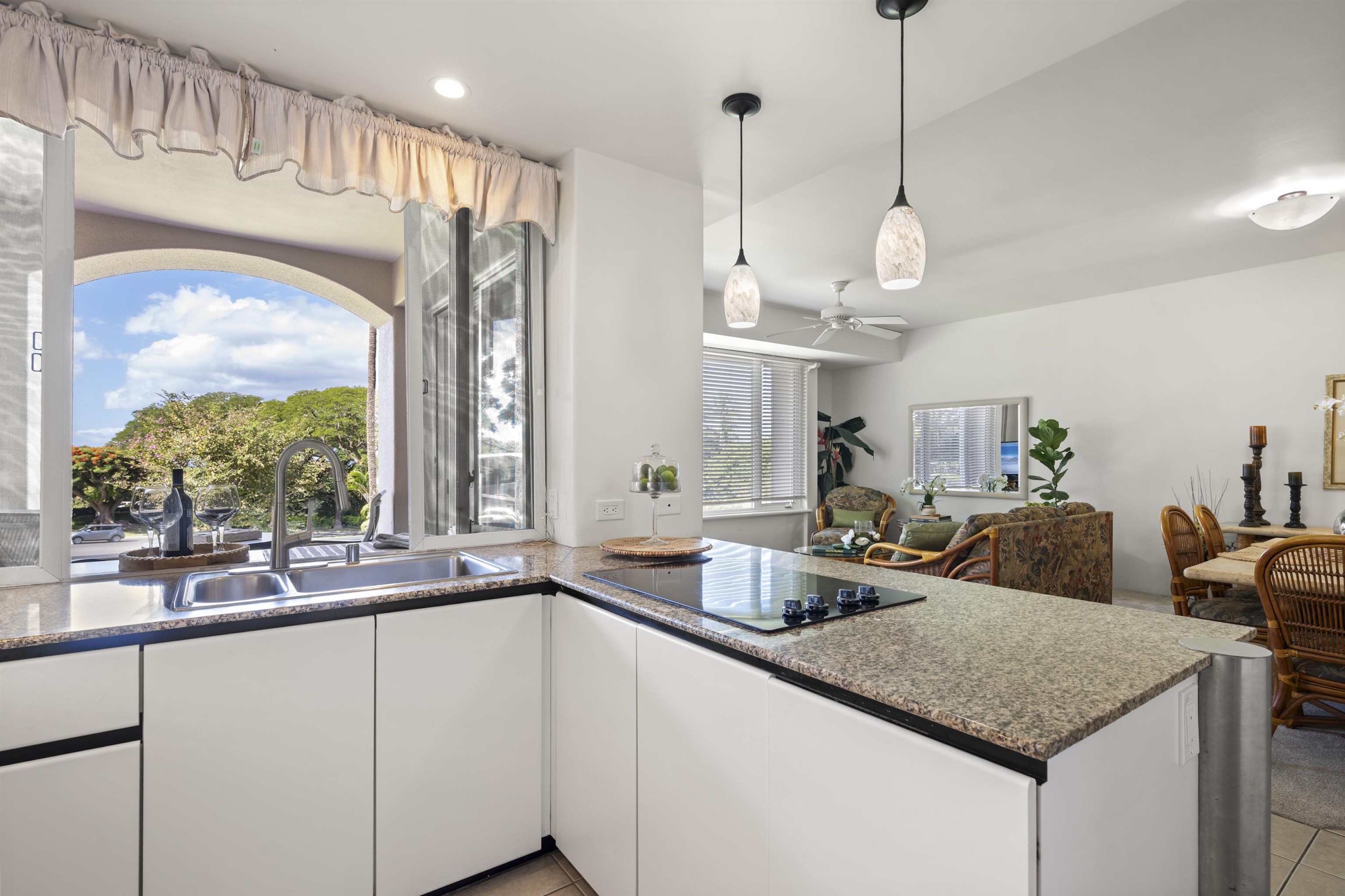 Palms at Wailea I condo # 1605, Kihei, Hawaii - photo 12 of 32