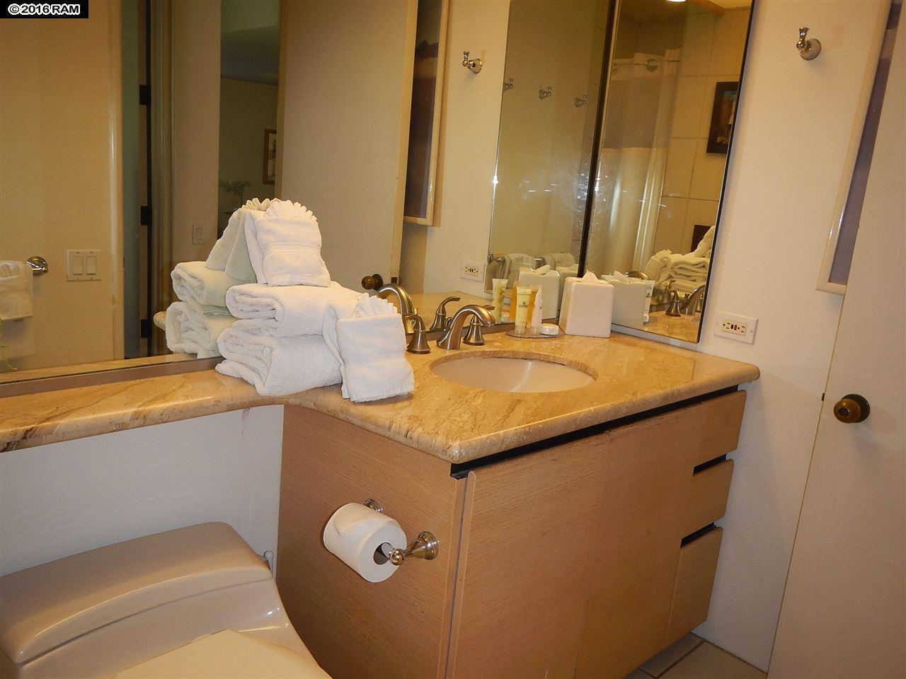 Palms at Wailea I condo # 1801, Kihei, Hawaii - photo 12 of 30