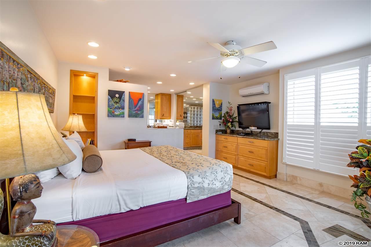 Palms at Wailea I condo # 1806, Kihei, Hawaii - photo 11 of 27