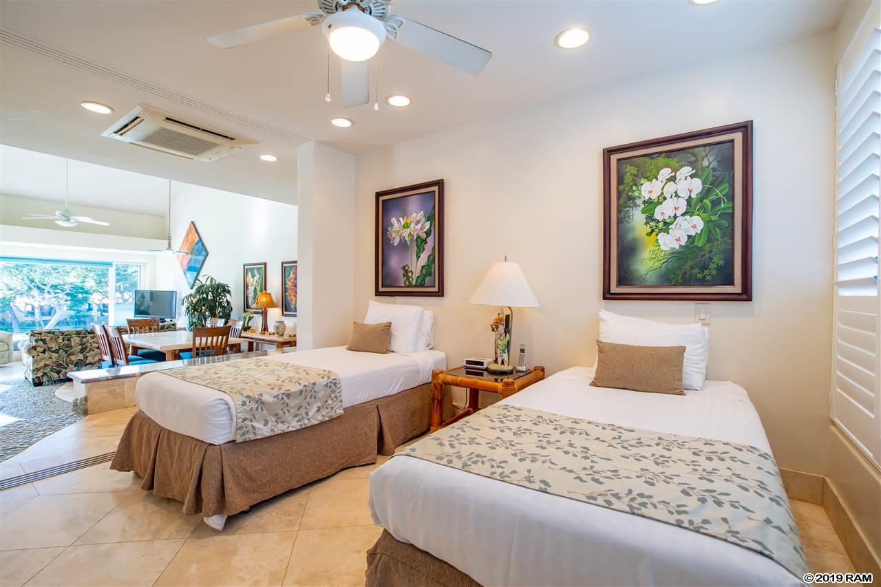 Palms at Wailea I condo # 1806, Kihei, Hawaii - photo 19 of 27