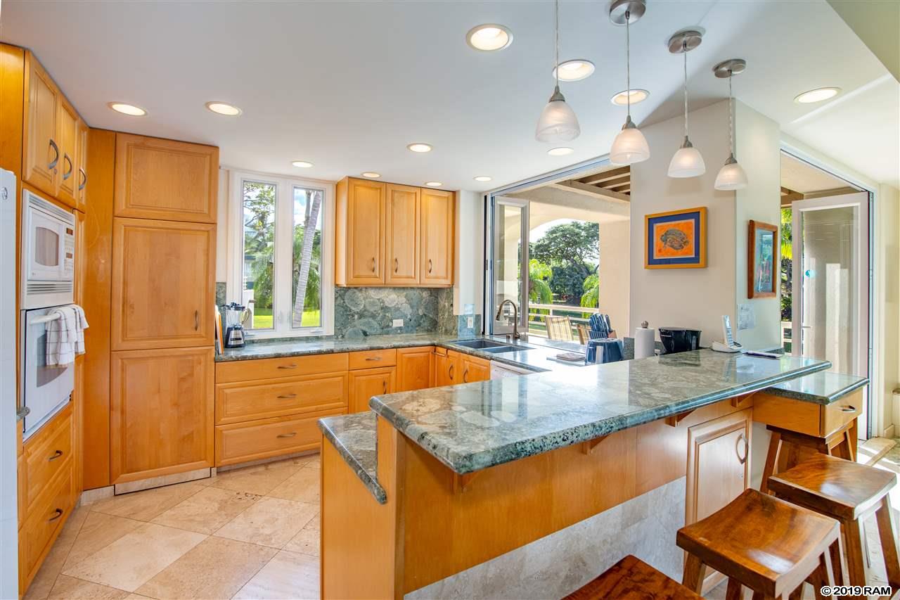 Palms at Wailea I condo # 1806, Kihei, Hawaii - photo 3 of 27