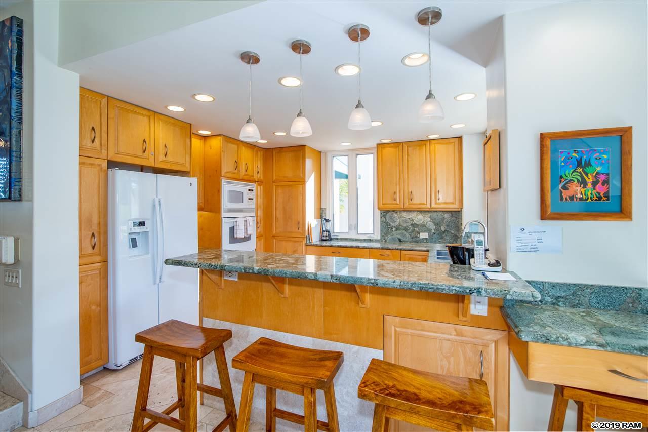 Palms at Wailea I condo # 1806, Kihei, Hawaii - photo 4 of 27