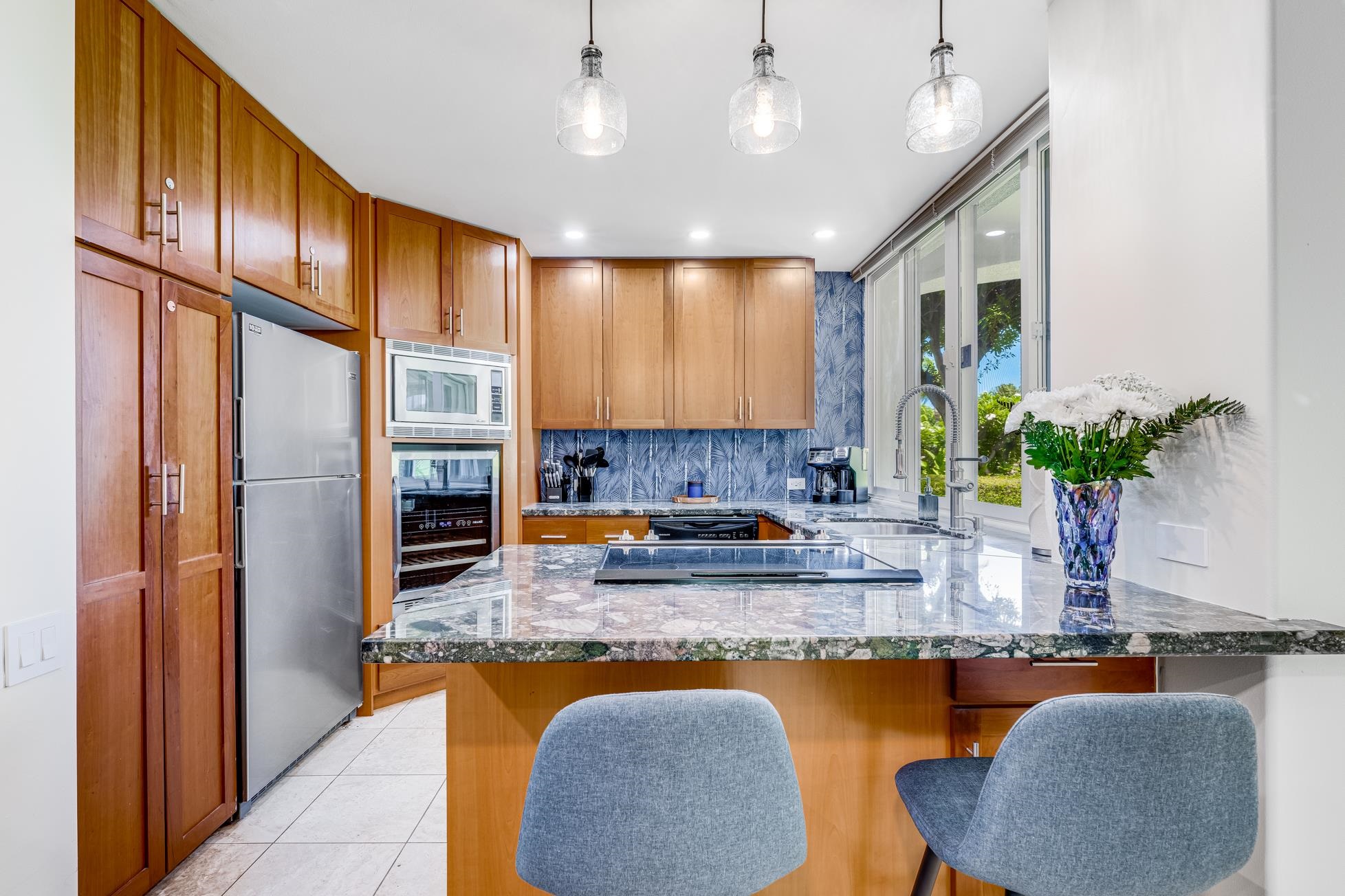 Palms at Wailea I condo # 2105, Kihei, Hawaii - photo 4 of 46