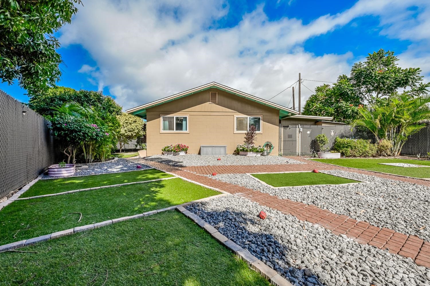 321  Kenolio Rd Kihei, Kihei home - photo 31 of 36