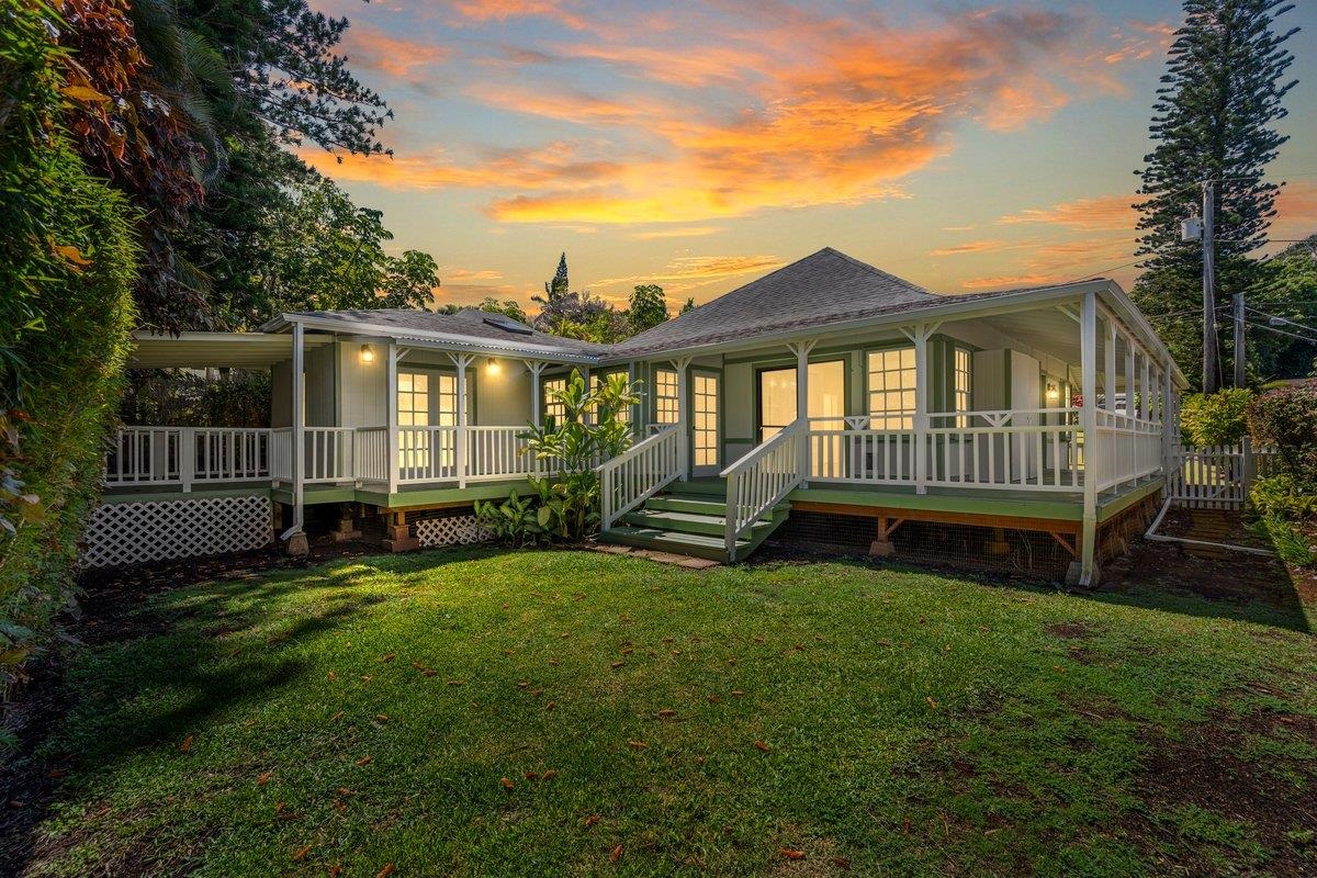 3217  Luahine Pl ,  home - photo 1 of 48