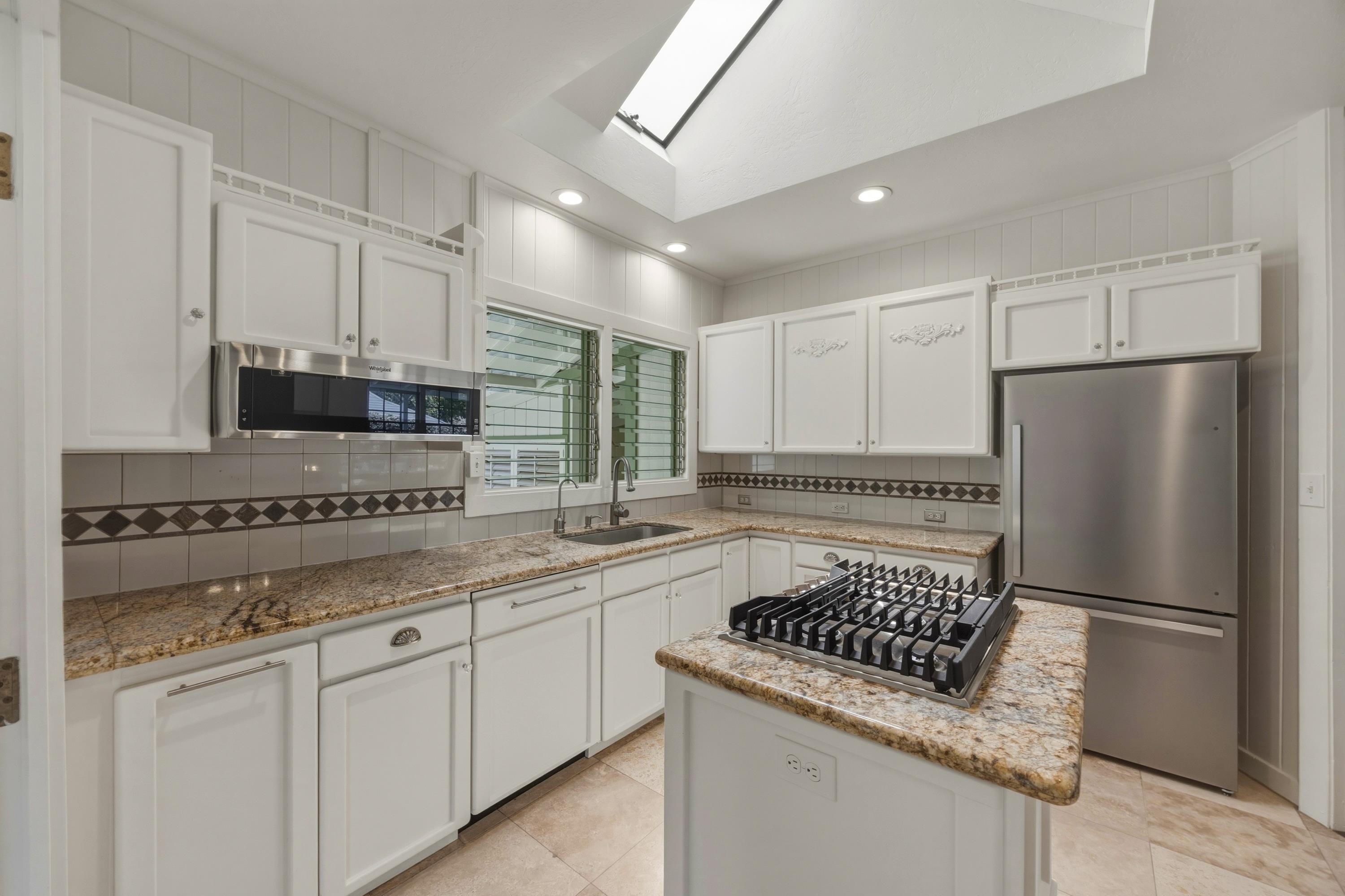 3217  Luahine Pl , Haiku home - photo 11 of 50