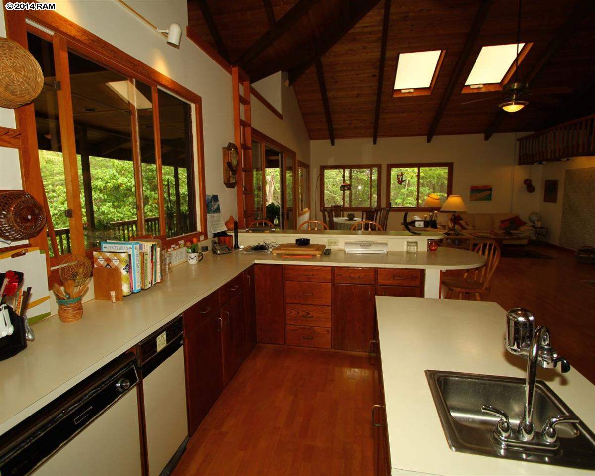 3226  Rd Kaluakoi Resort-w.molokai, Molokai home - photo 13 of 30