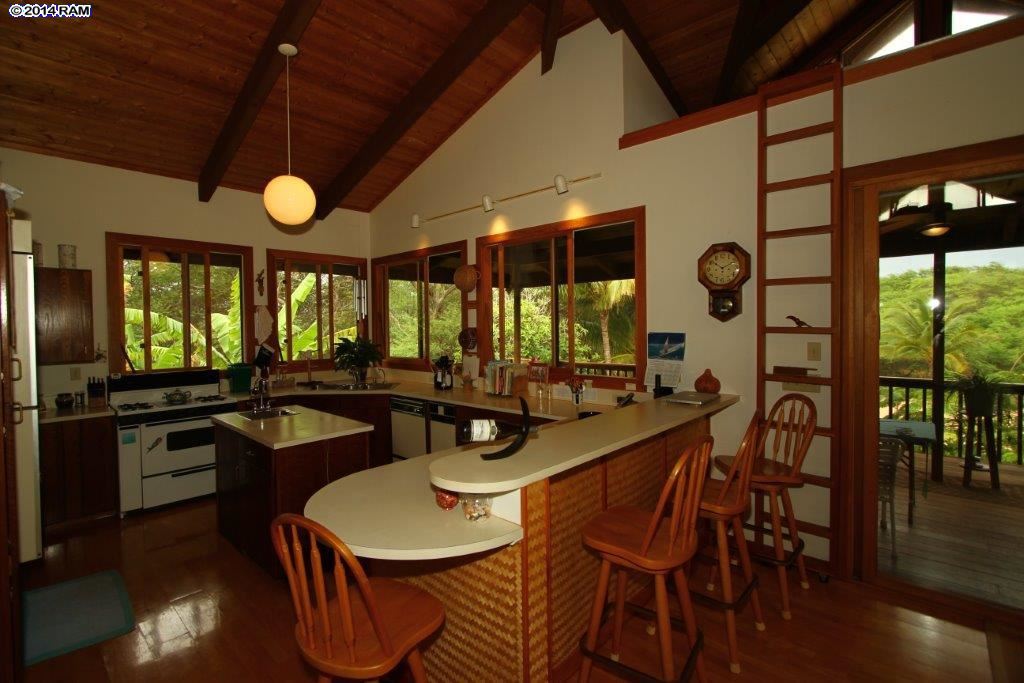 3226  Rd Kaluakoi Resort-w.molokai, Molokai home - photo 14 of 30