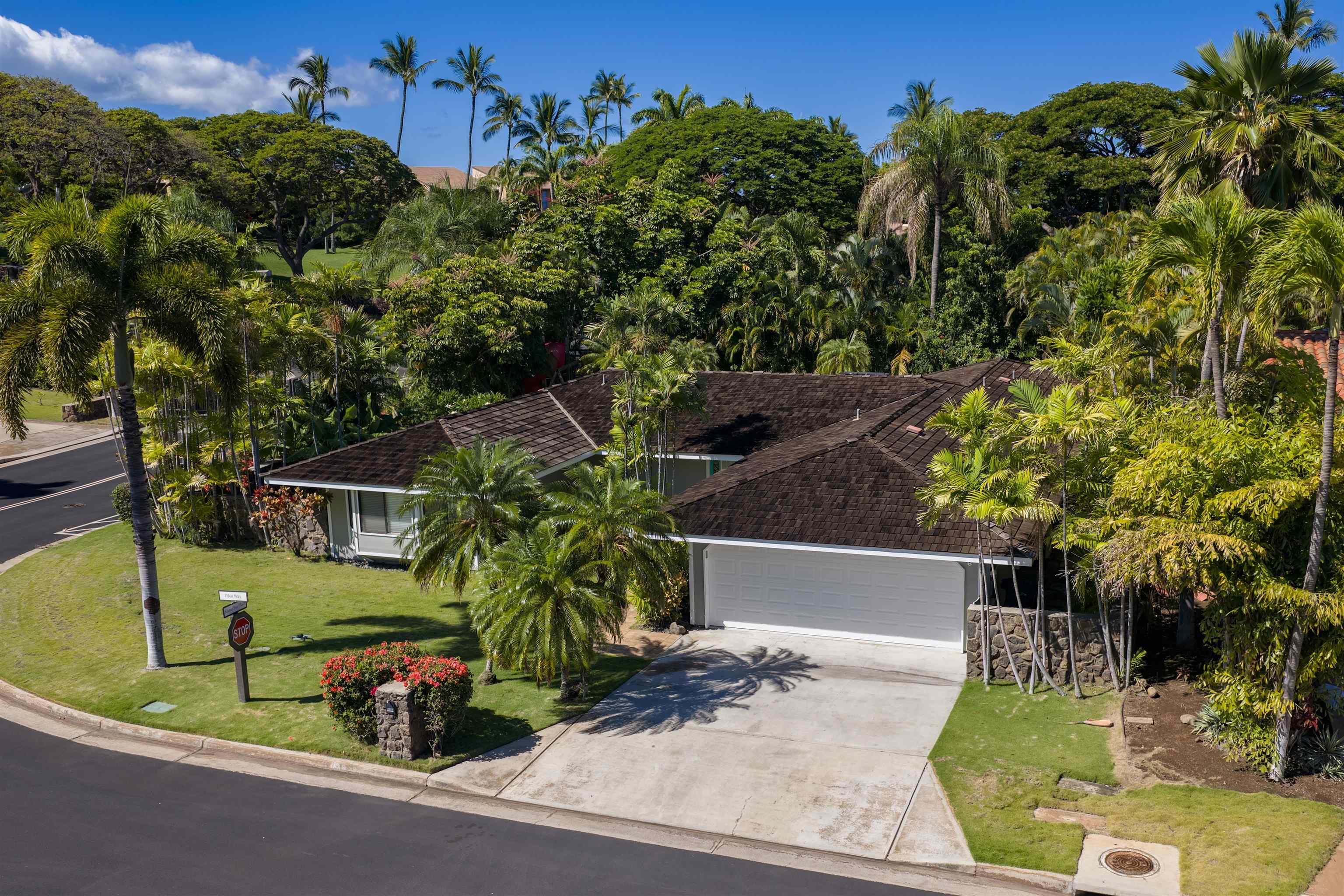 3236  Pikai Way Wailea Kai, Wailea/Makena home - photo 3 of 50