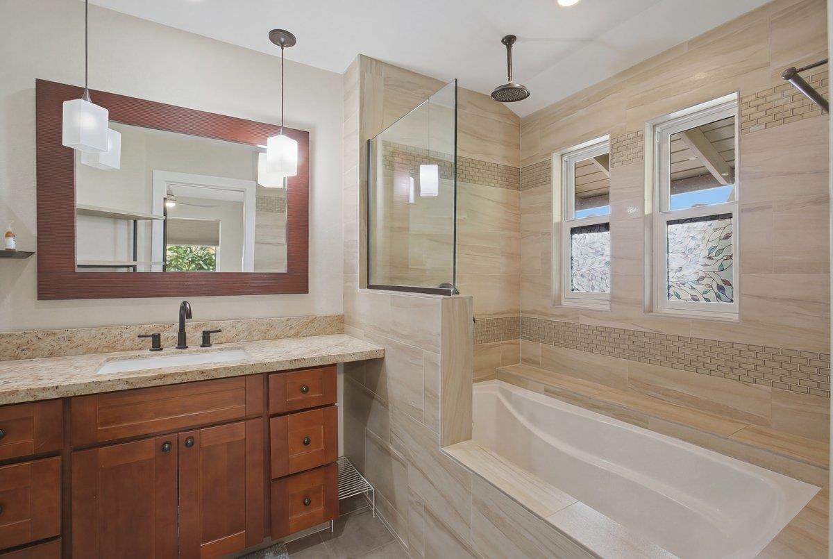 3248  Akala Dr , Maui Meadows home - photo 14 of 45