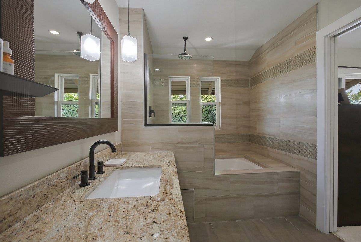 3248  Akala Dr , Maui Meadows home - photo 15 of 45