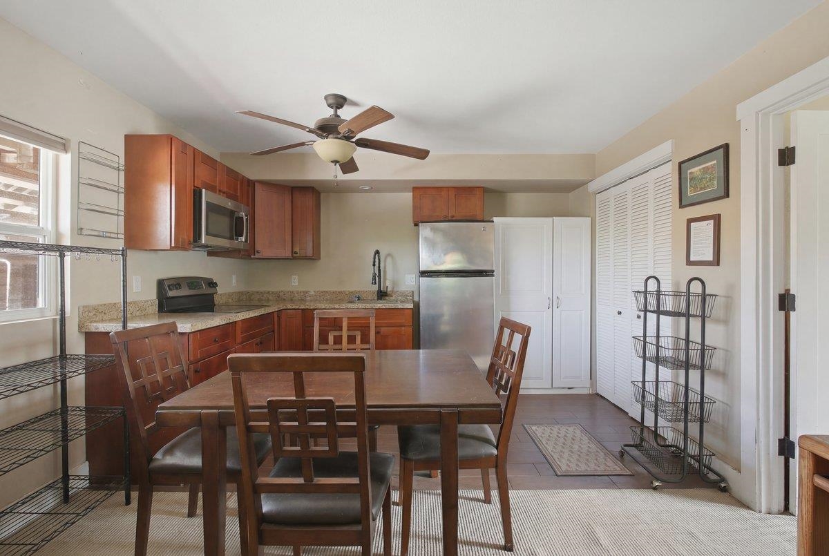 3248  Akala Dr , Maui Meadows home - photo 32 of 45