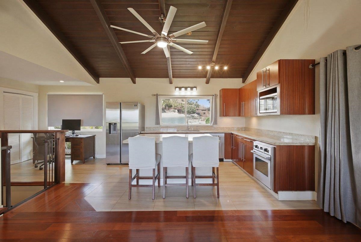 3248  Akala Dr , Maui Meadows home - photo 6 of 45