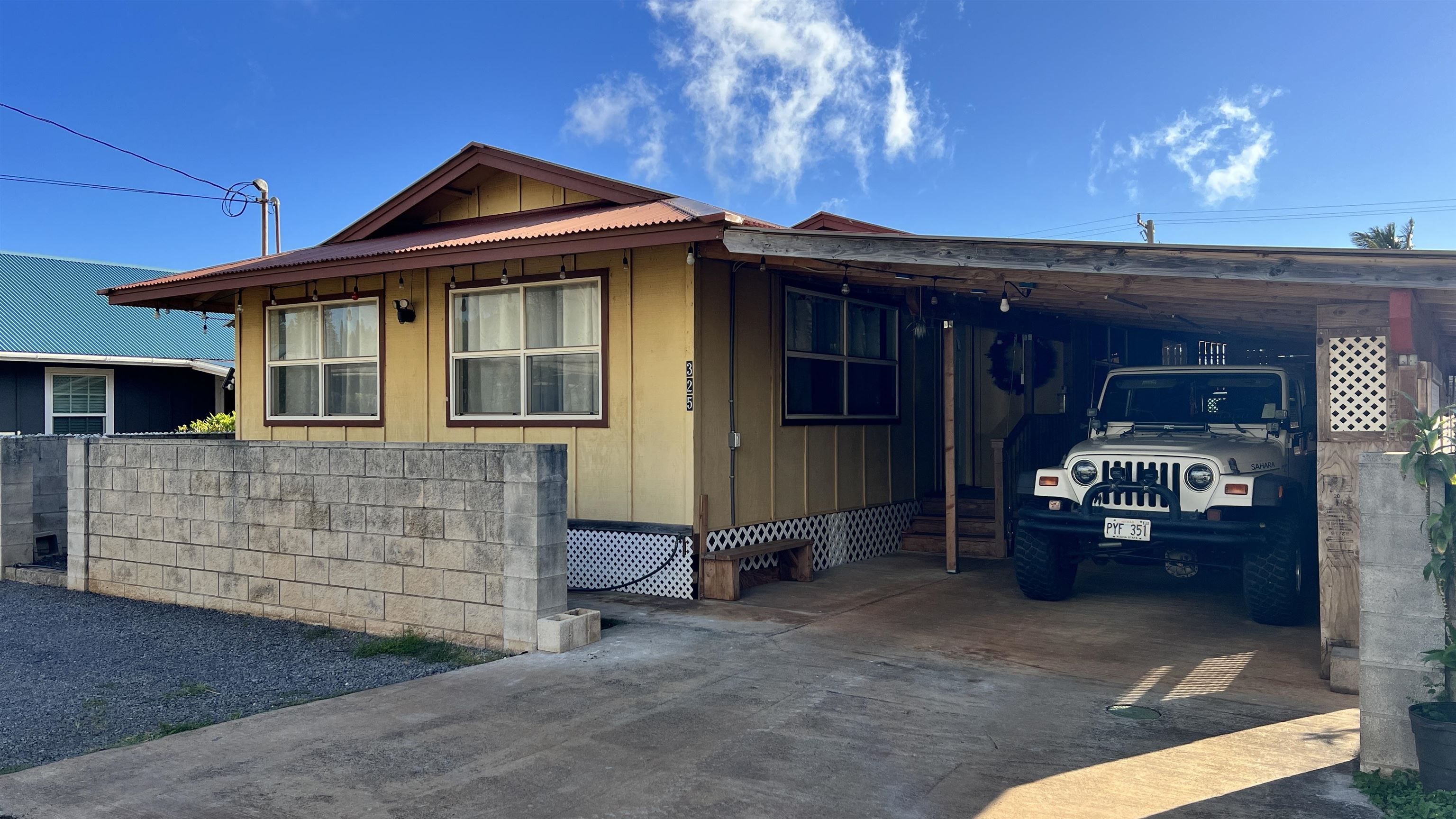 325  Gay St ,  home - photo 1 of 10