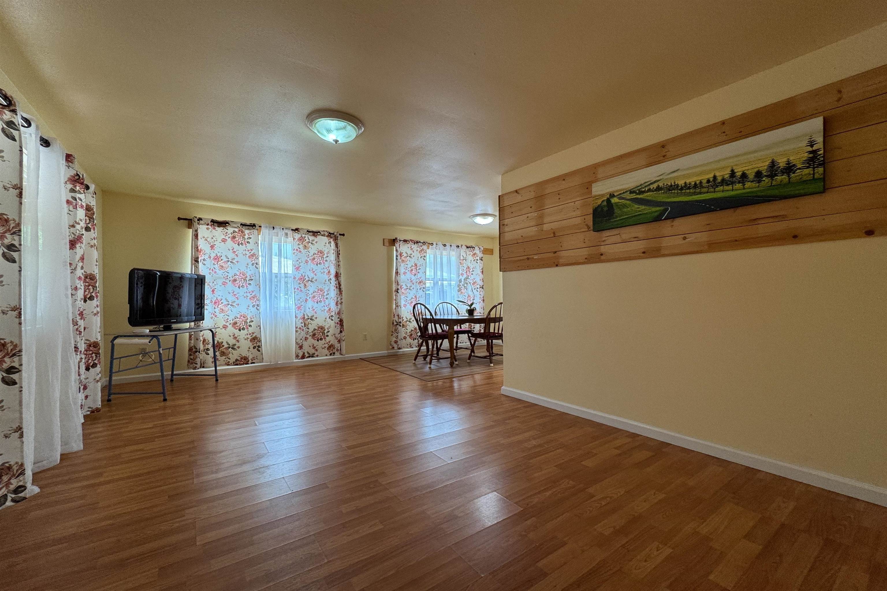 325  Gay St Lanai City, Lanai home - photo 6 of 21