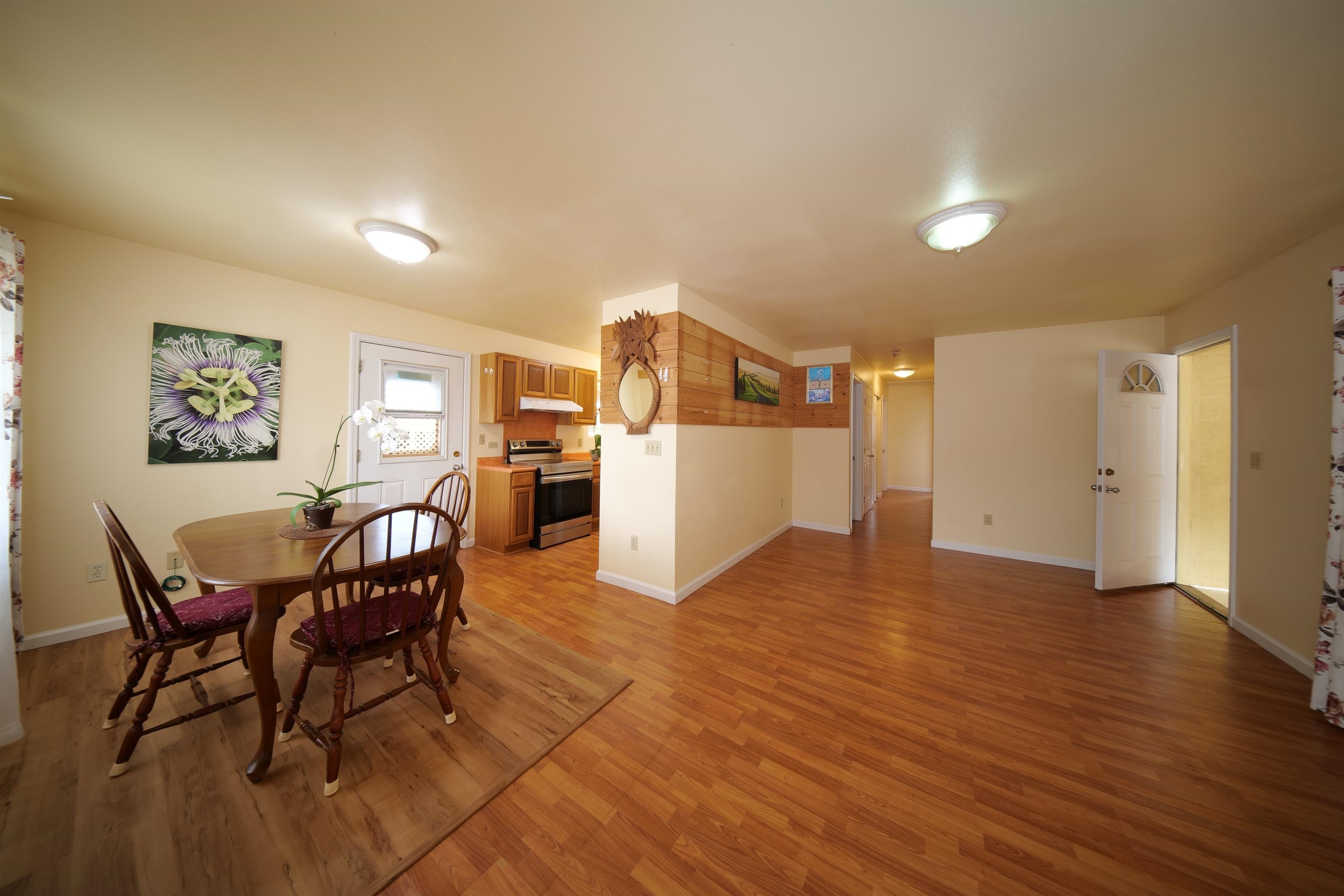325  Gay St Lanai City, Lanai home - photo 7 of 21