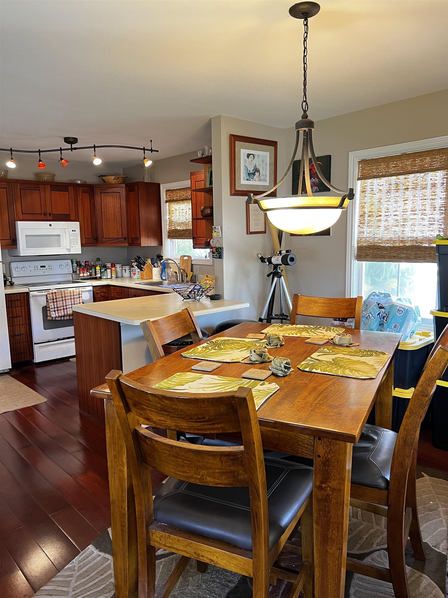 325  Thirteenth St , Lanai home - photo 22 of 40