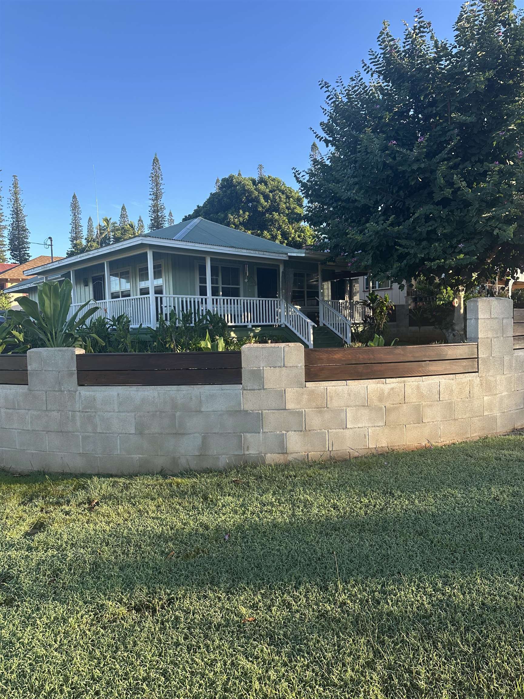 325  Thirteenth St , Lanai home - photo 37 of 38