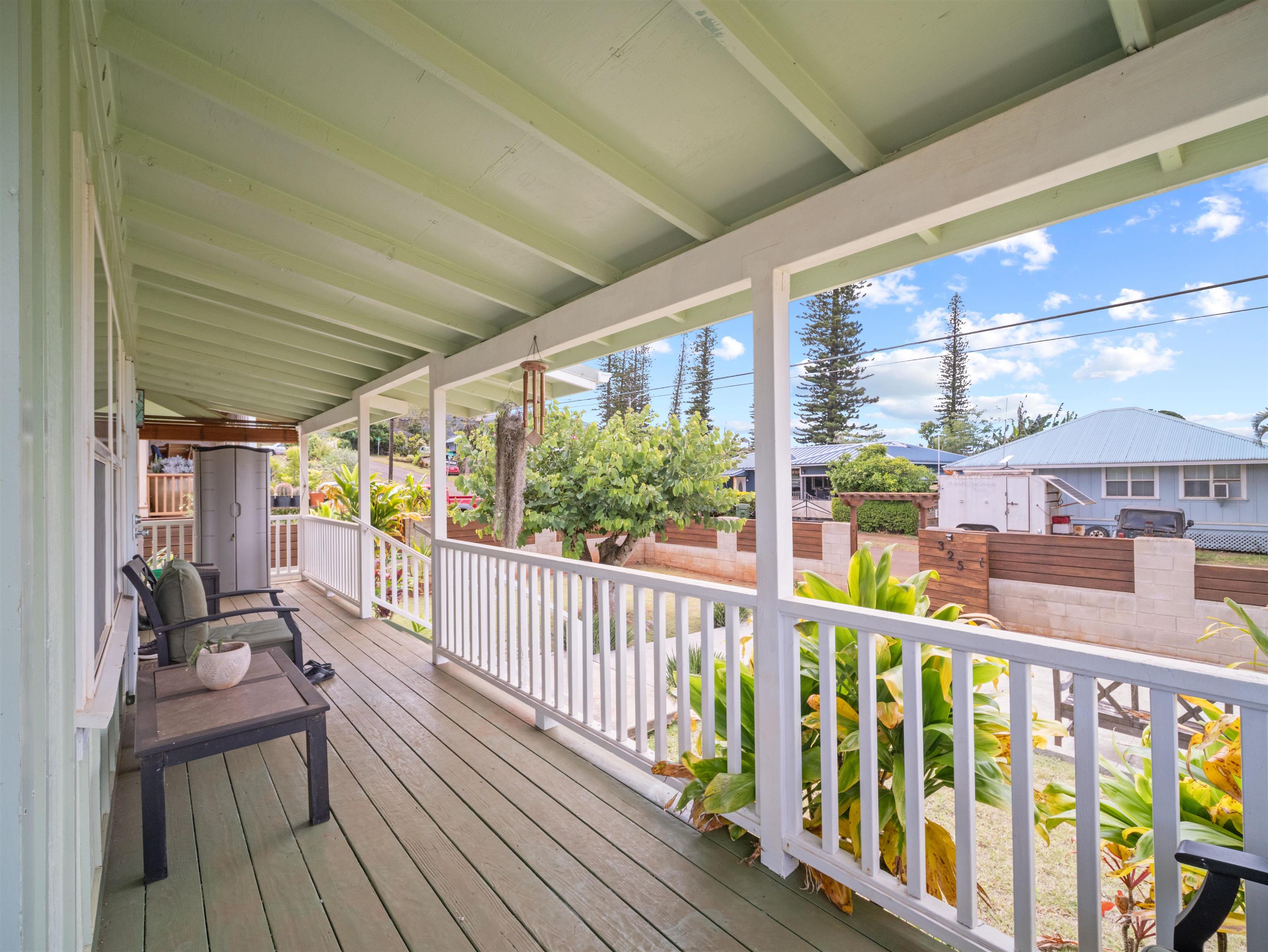 325  Thirteenth St , Lanai home - photo 15 of 21