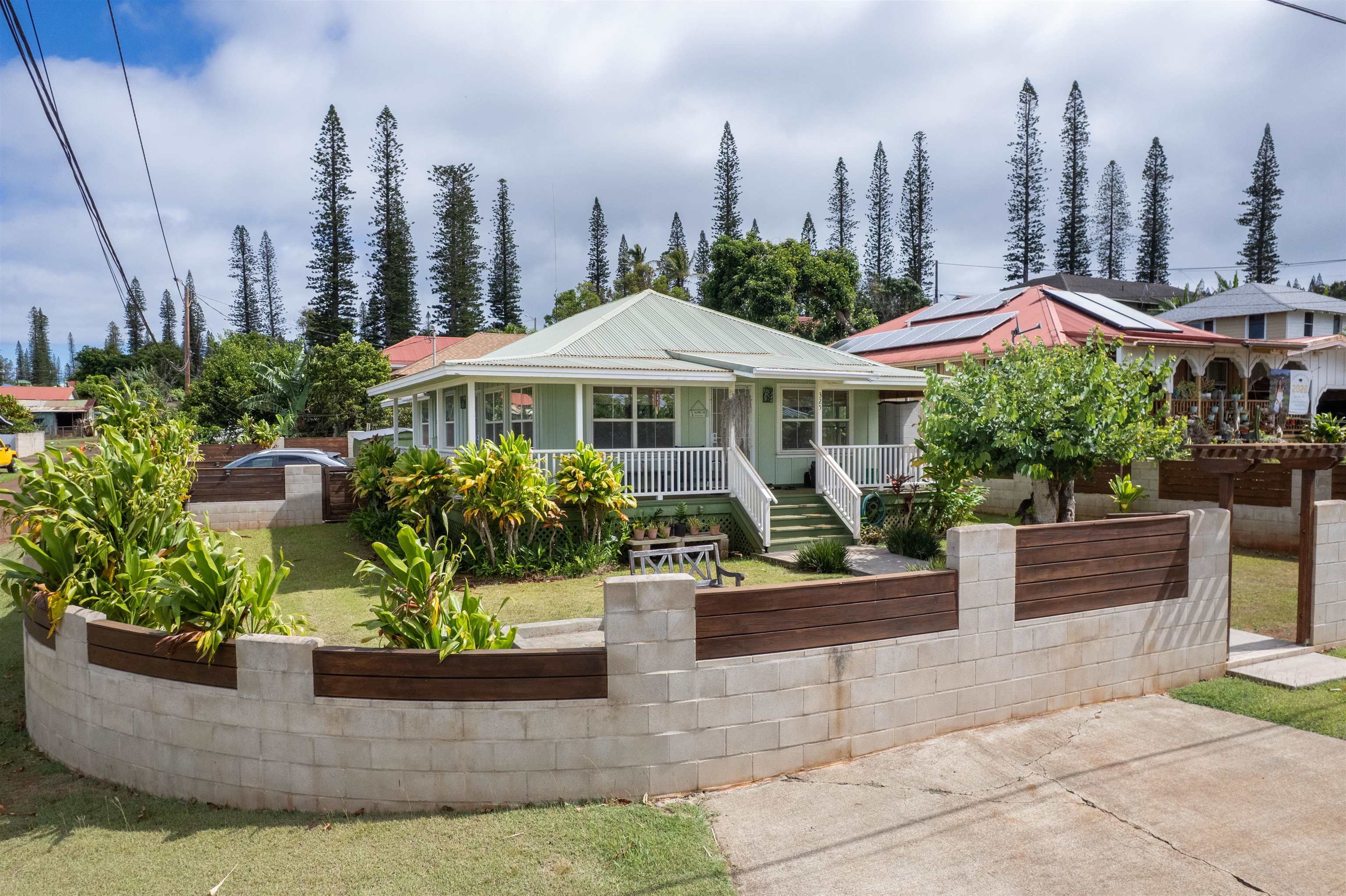 325  Thirteenth St , Lanai home - photo 18 of 21