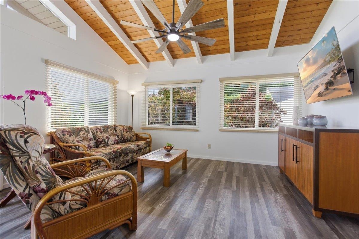 3260  Kihapai Pl , Pukalani home - photo 6 of 44