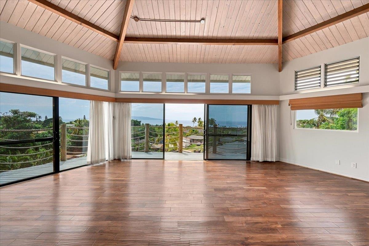 3275  Kehala Dr , Maui Meadows home - photo 16 of 50