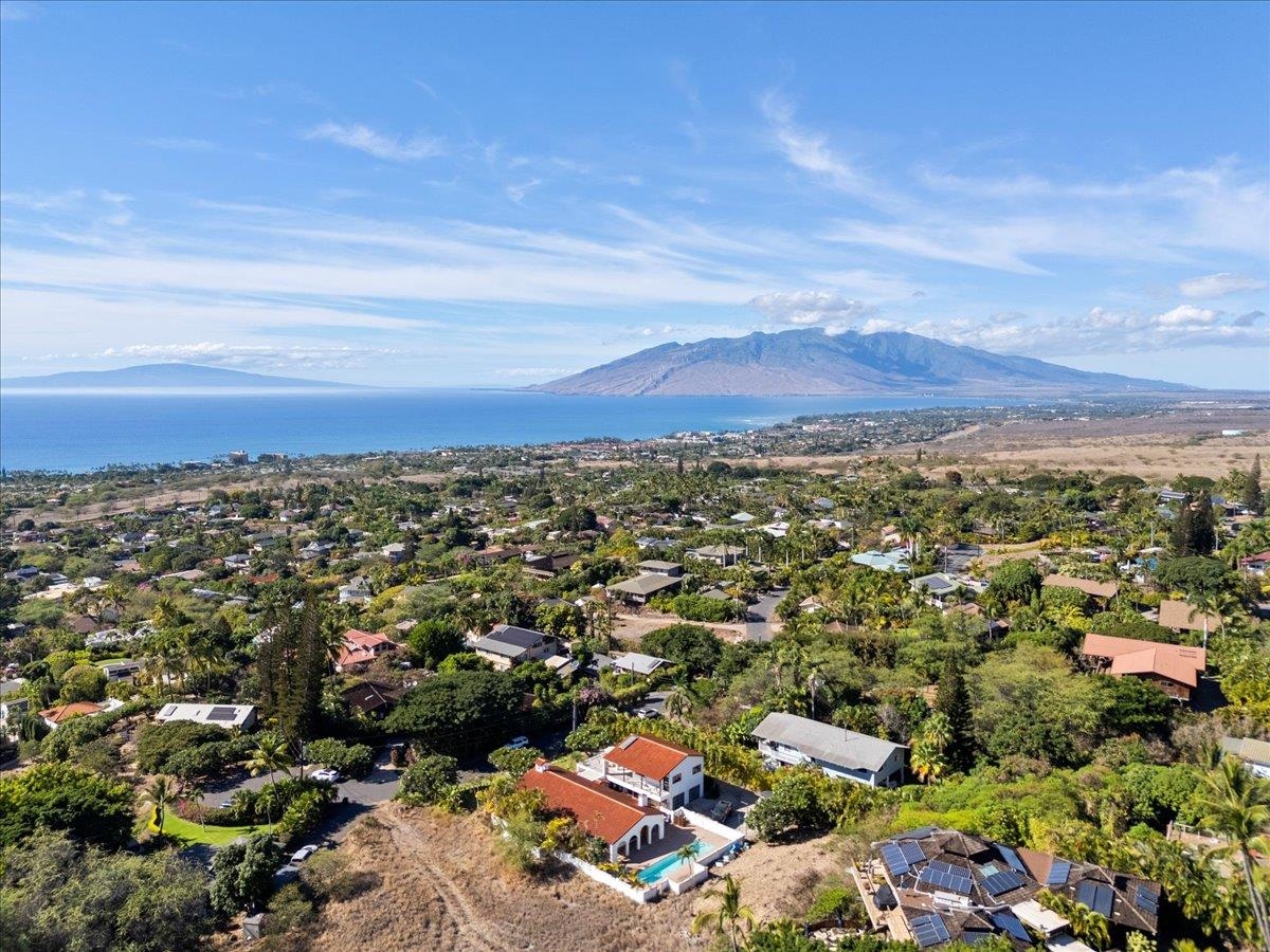 3291  Waileia Pl Maui Meadows, Maui Meadows home - photo 3 of 29