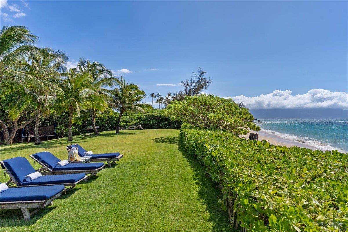 33  Hana Hwy , Spreckelsville/Paia/Kuau home - photo 39 of 48