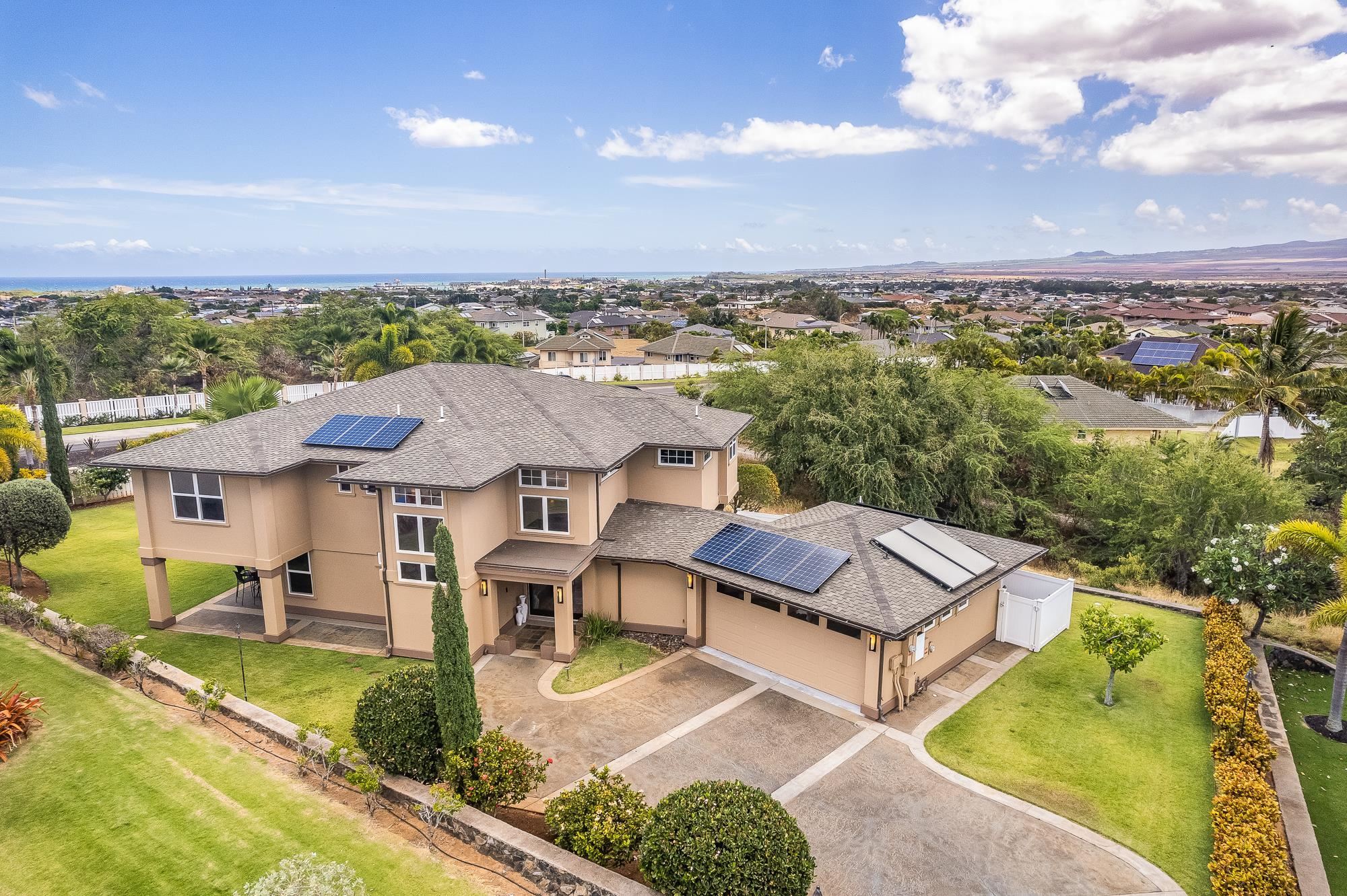 33  Kamaiki Cir Bluffs, Kahului home - photo 2 of 30