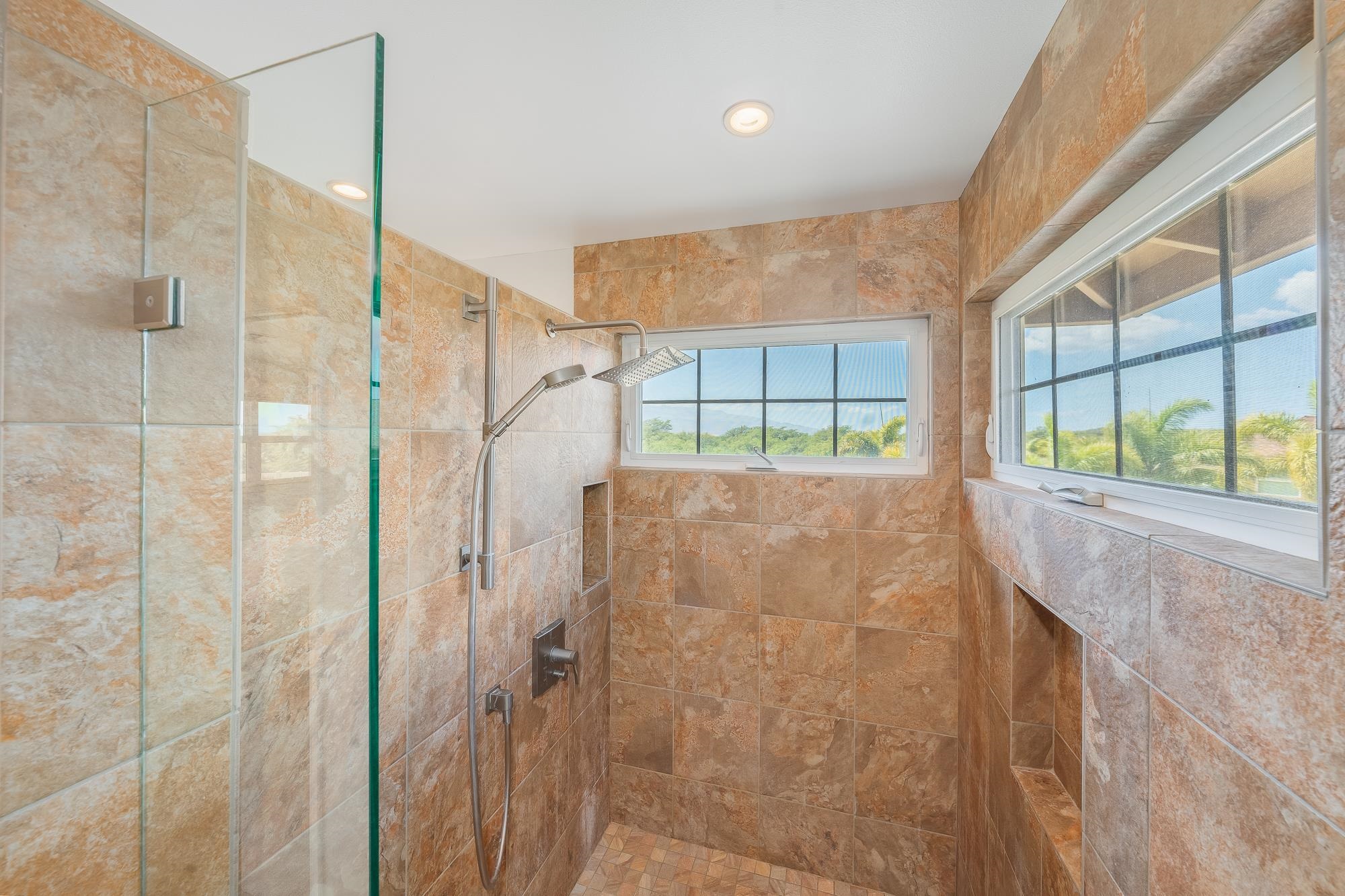 33  Kamaiki Cir Bluffs, Kahului home - photo 17 of 30