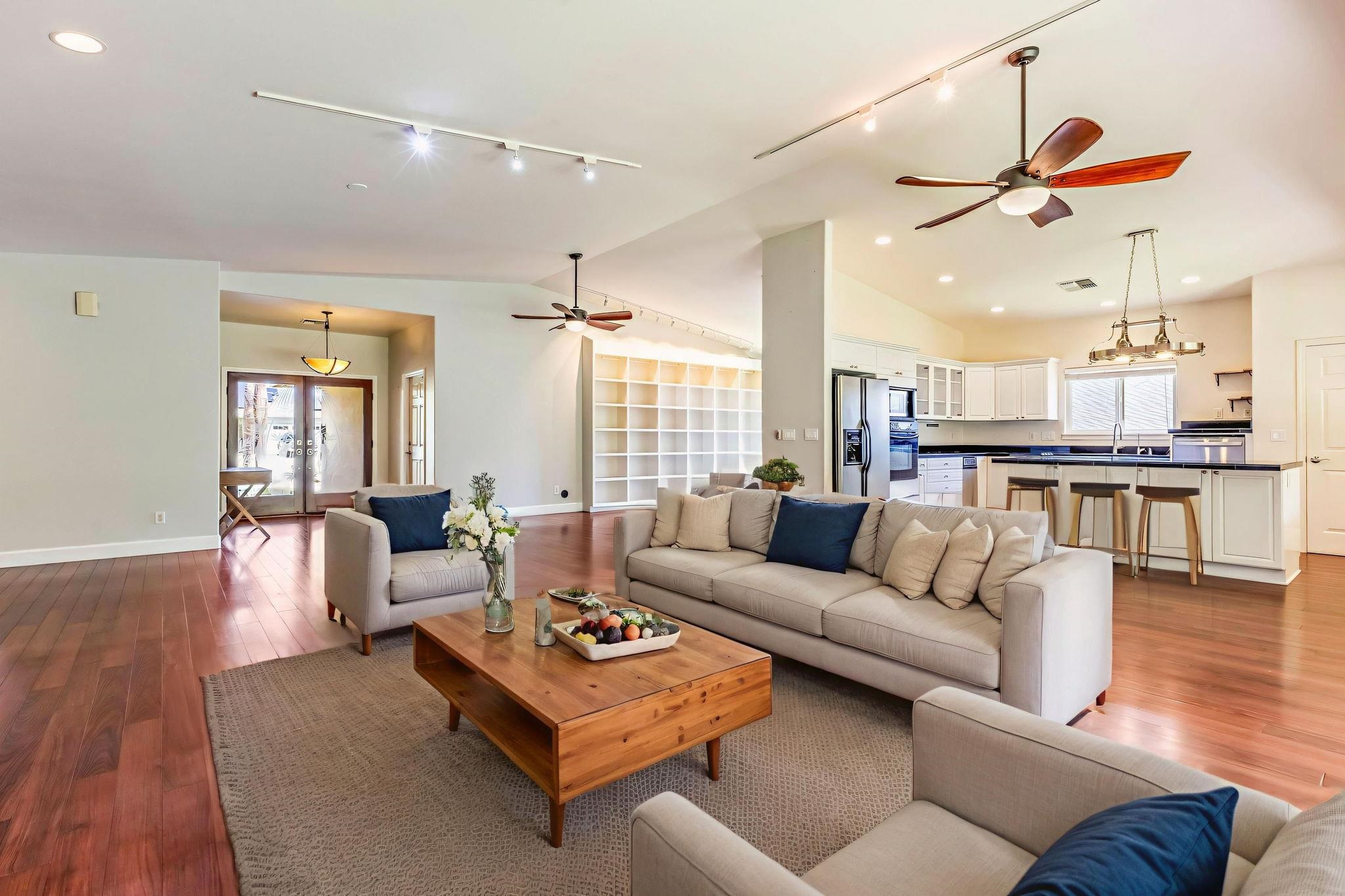 33  Keoneloa St Sandhills, Wailuku home - photo 4 of 40