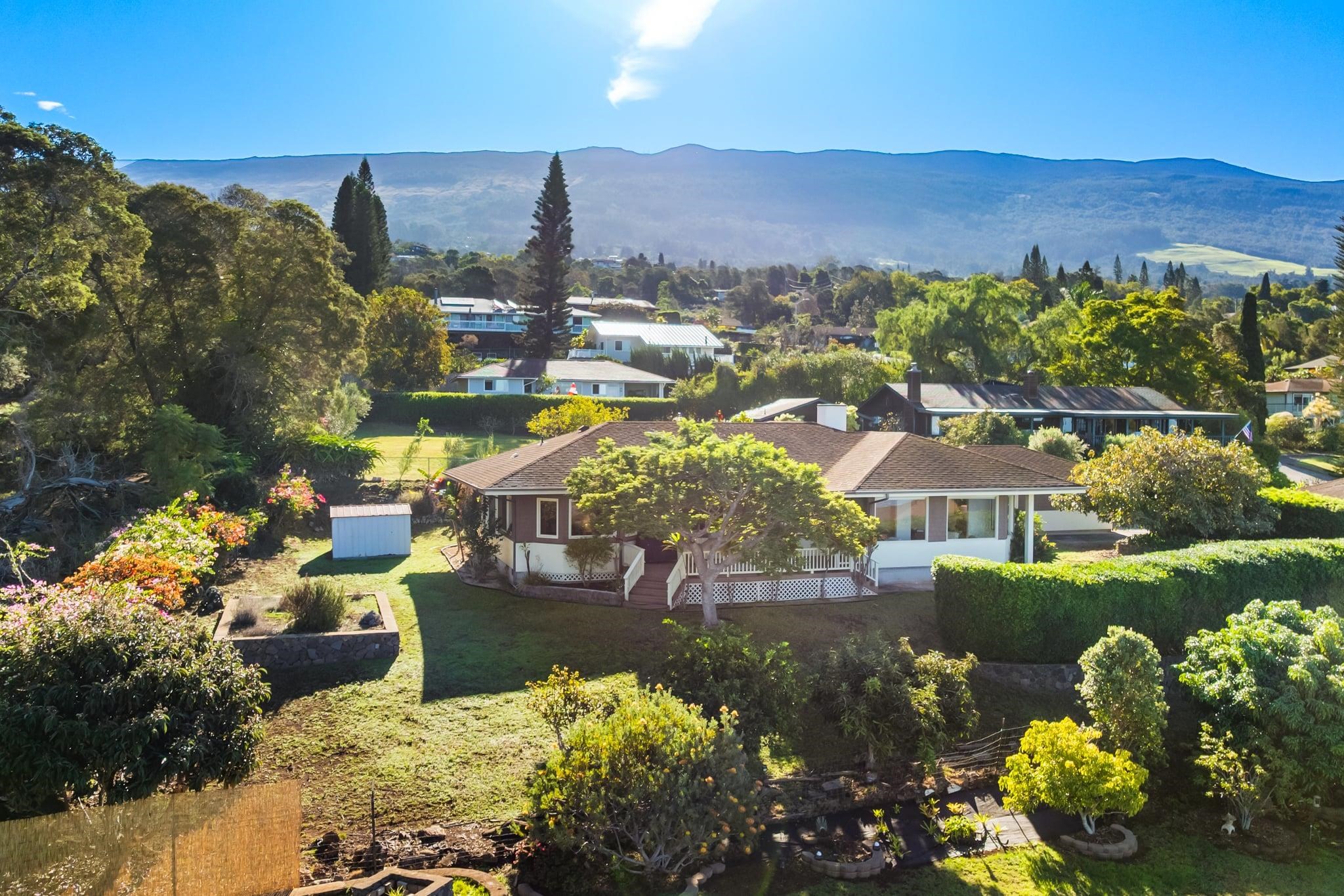 33  Puakea Pl , Kula/Ulupalakua/Kanaio home - photo 2 of 48