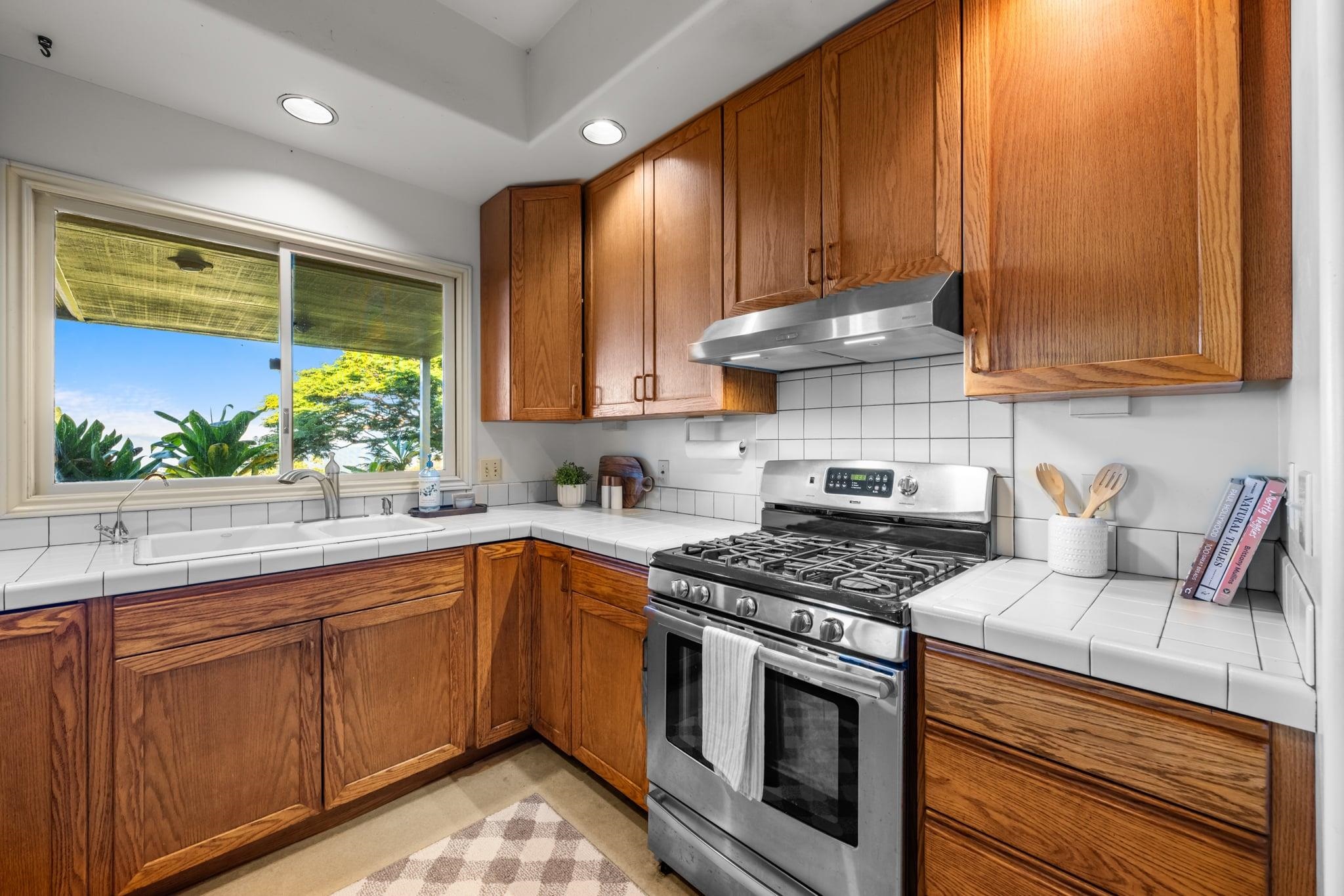 33  Puakea Pl , Kula/Ulupalakua/Kanaio home - photo 16 of 48