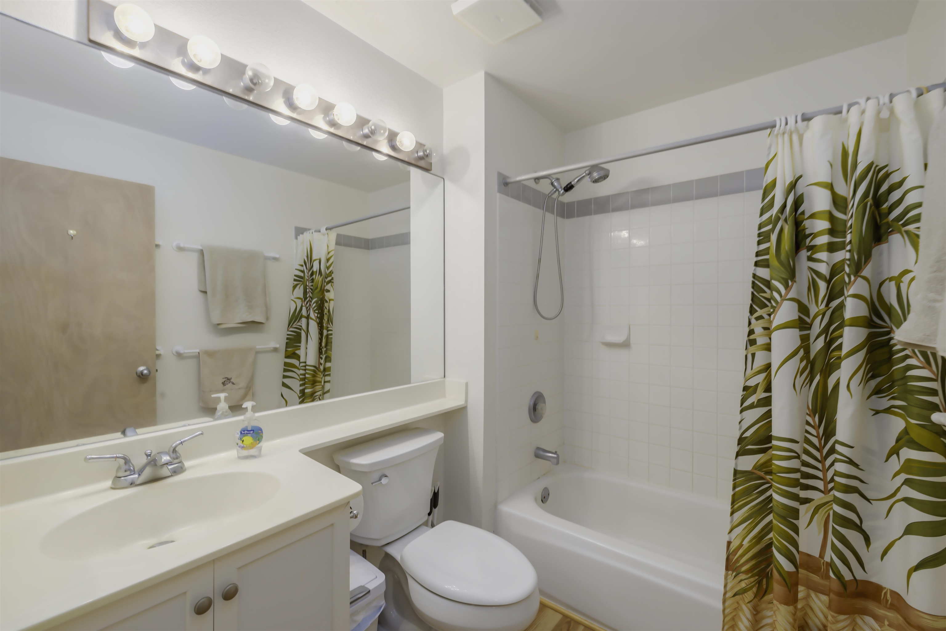 Iao Parkside IV-B condo # 33-205, Wailuku, Hawaii - photo 21 of 32