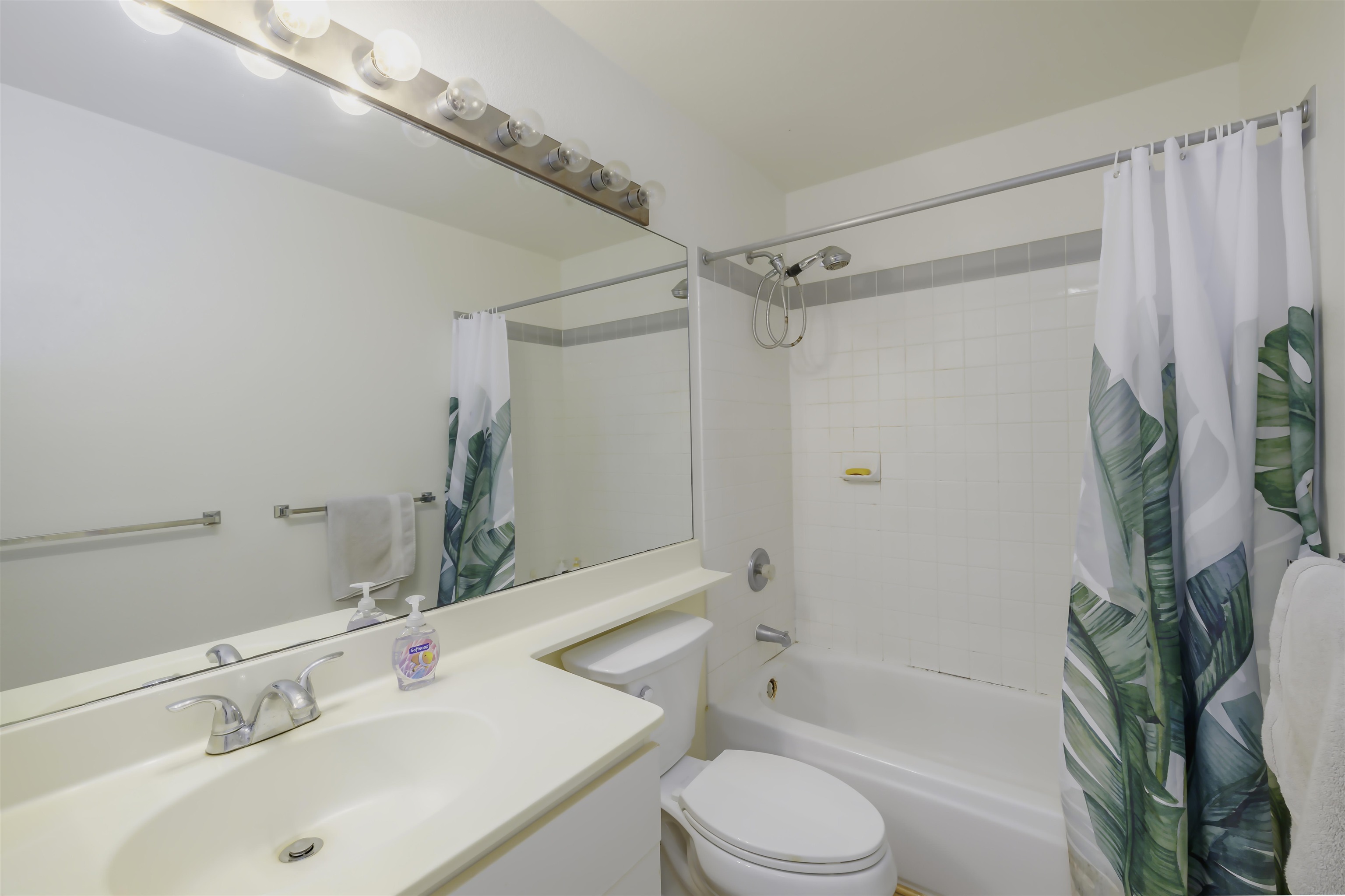 Iao Parkside IV-C condo # 33-205, Wailuku, Hawaii - photo 19 of 40