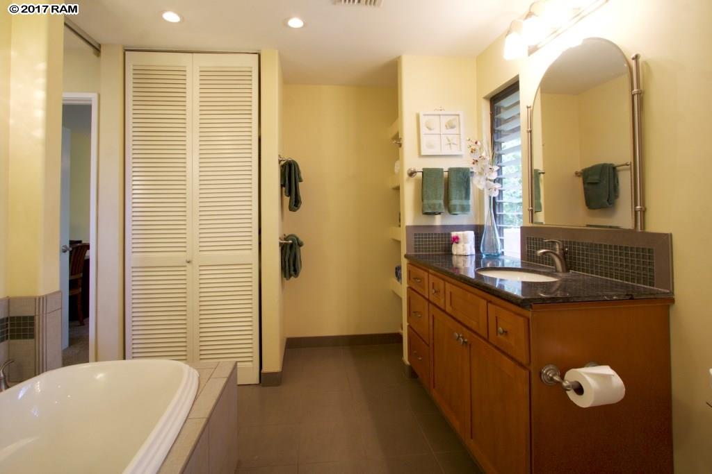 Wailea Ekahi I condo # 11D, Kihei, Hawaii - photo 18 of 30