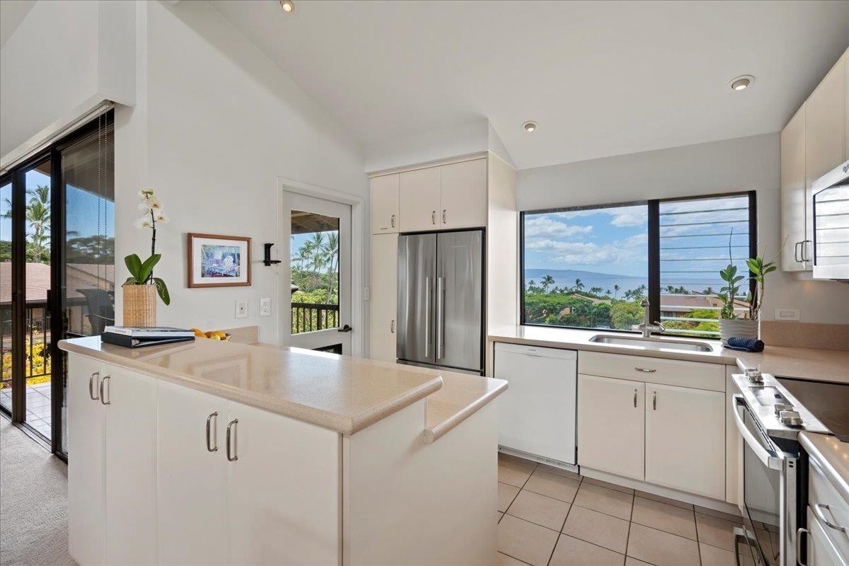 Wailea Ekahi I condo # 17D, Kihei, Hawaii - photo 6 of 40