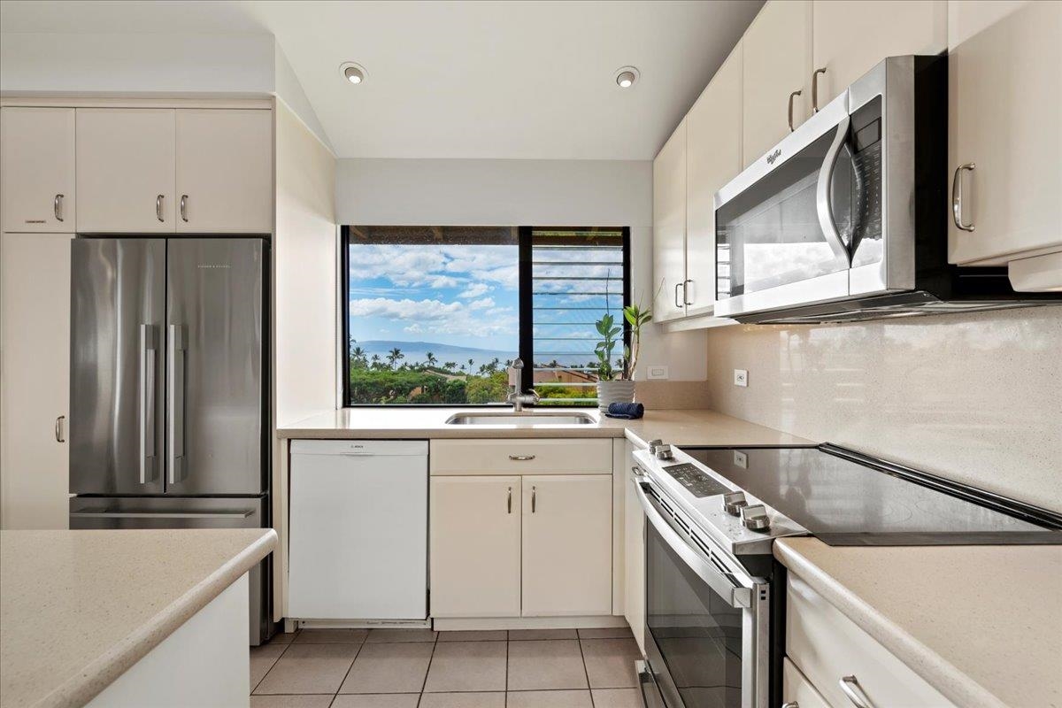 Wailea Ekahi I condo # 17D, Kihei, Hawaii - photo 7 of 40