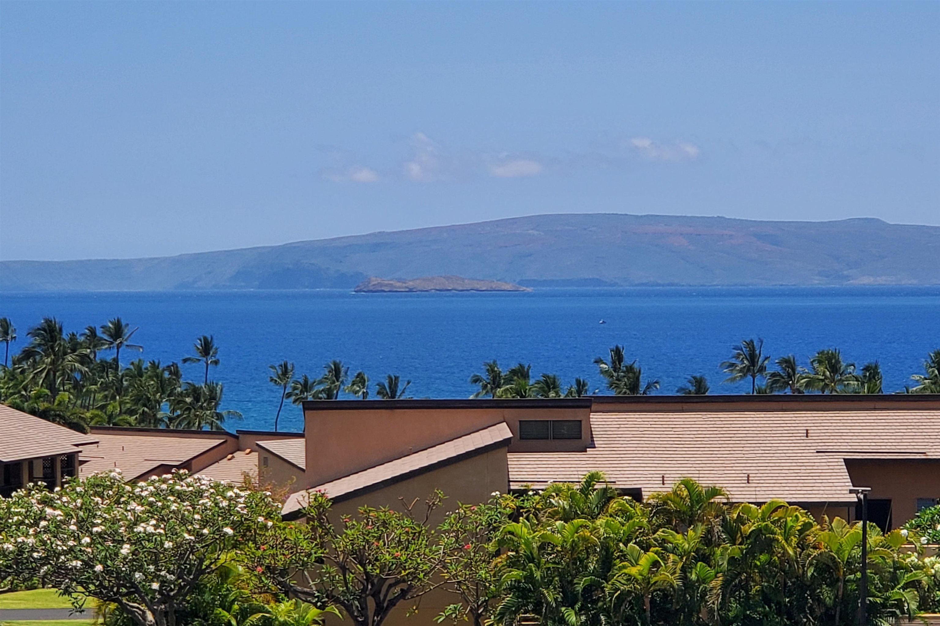 Wailea Ekahi I condo # 38F, Kihei, Hawaii - photo 4 of 45