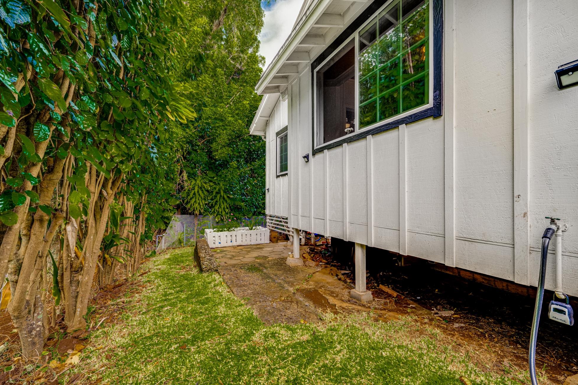 331  W Kuiaha Rd , Haiku home - photo 28 of 30