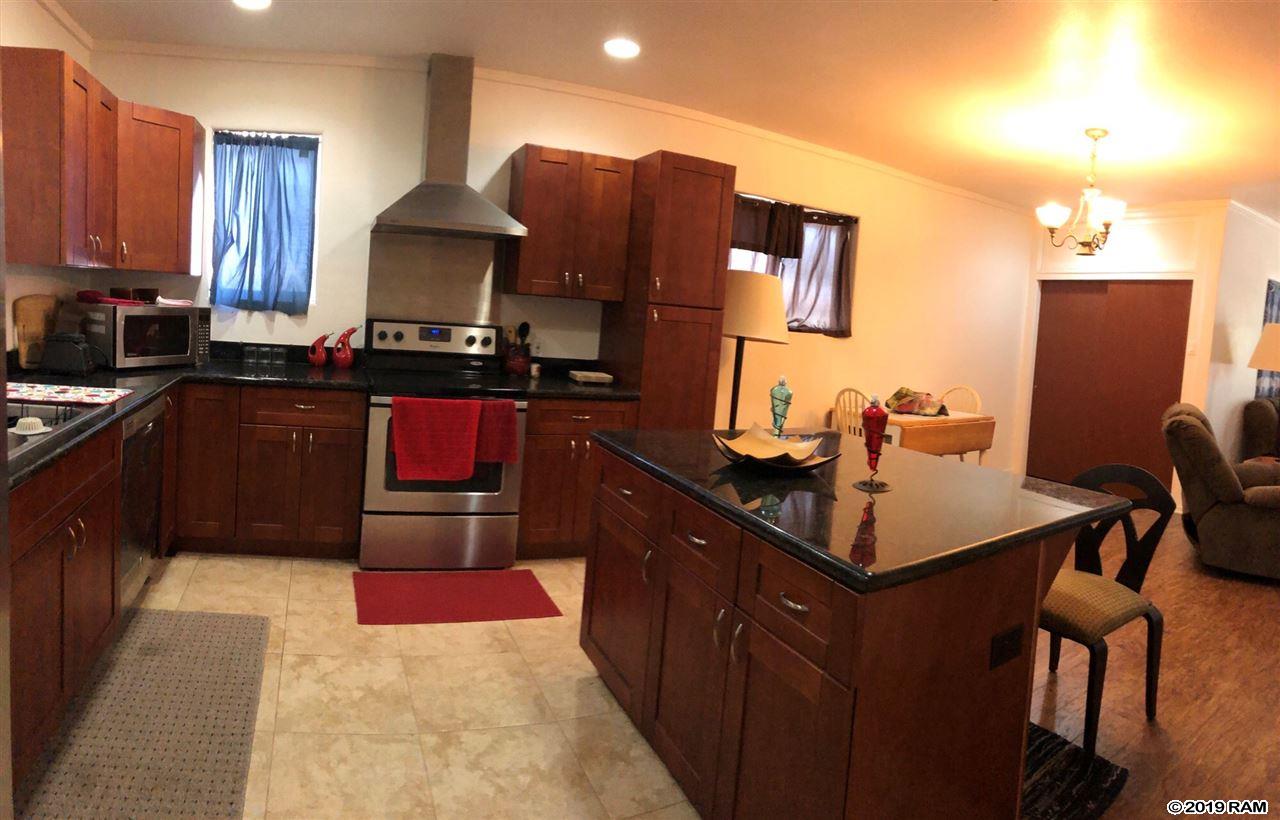 331  Waiehu Beach Rd , Wailuku home - photo 3 of 8