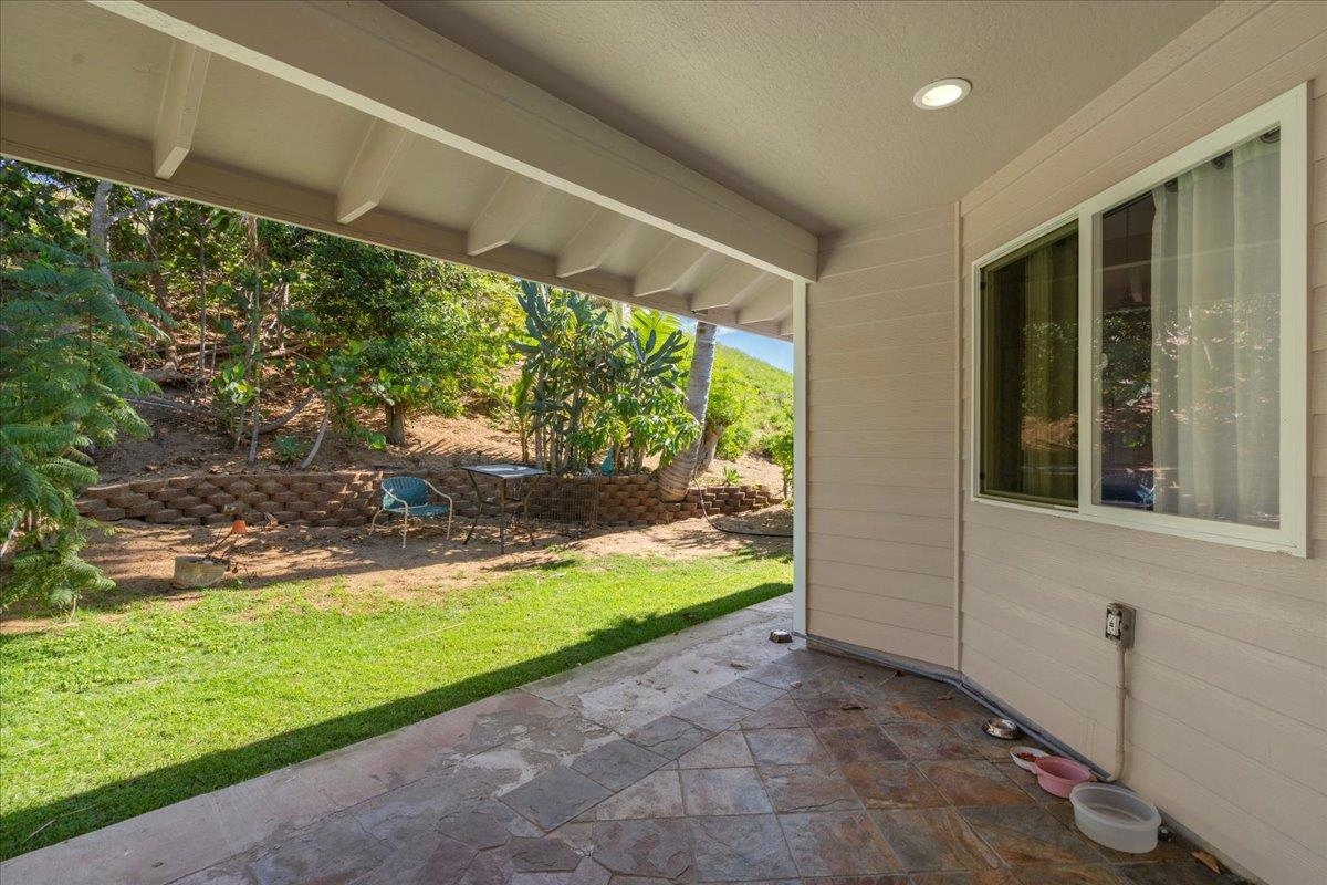 333  Puumakani Pl Fairways, Kahului home - photo 19 of 36