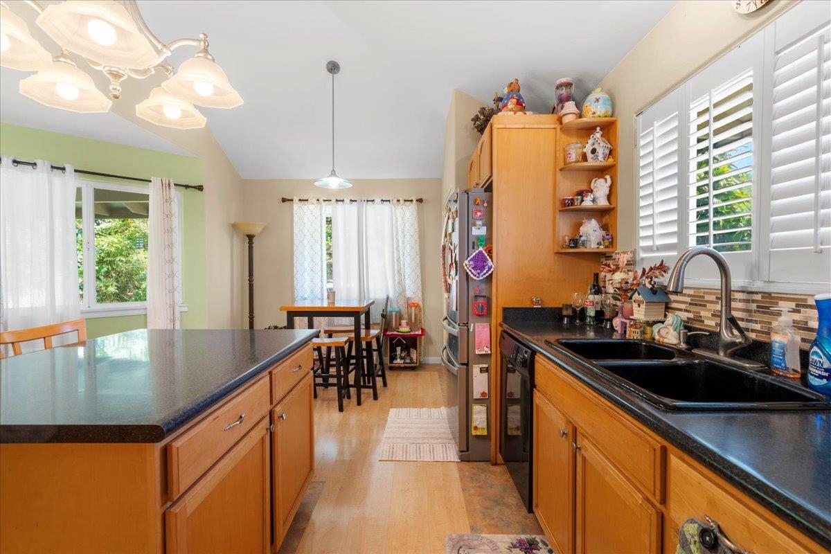 333  Puumakani Pl Fairways, Kahului home - photo 28 of 36