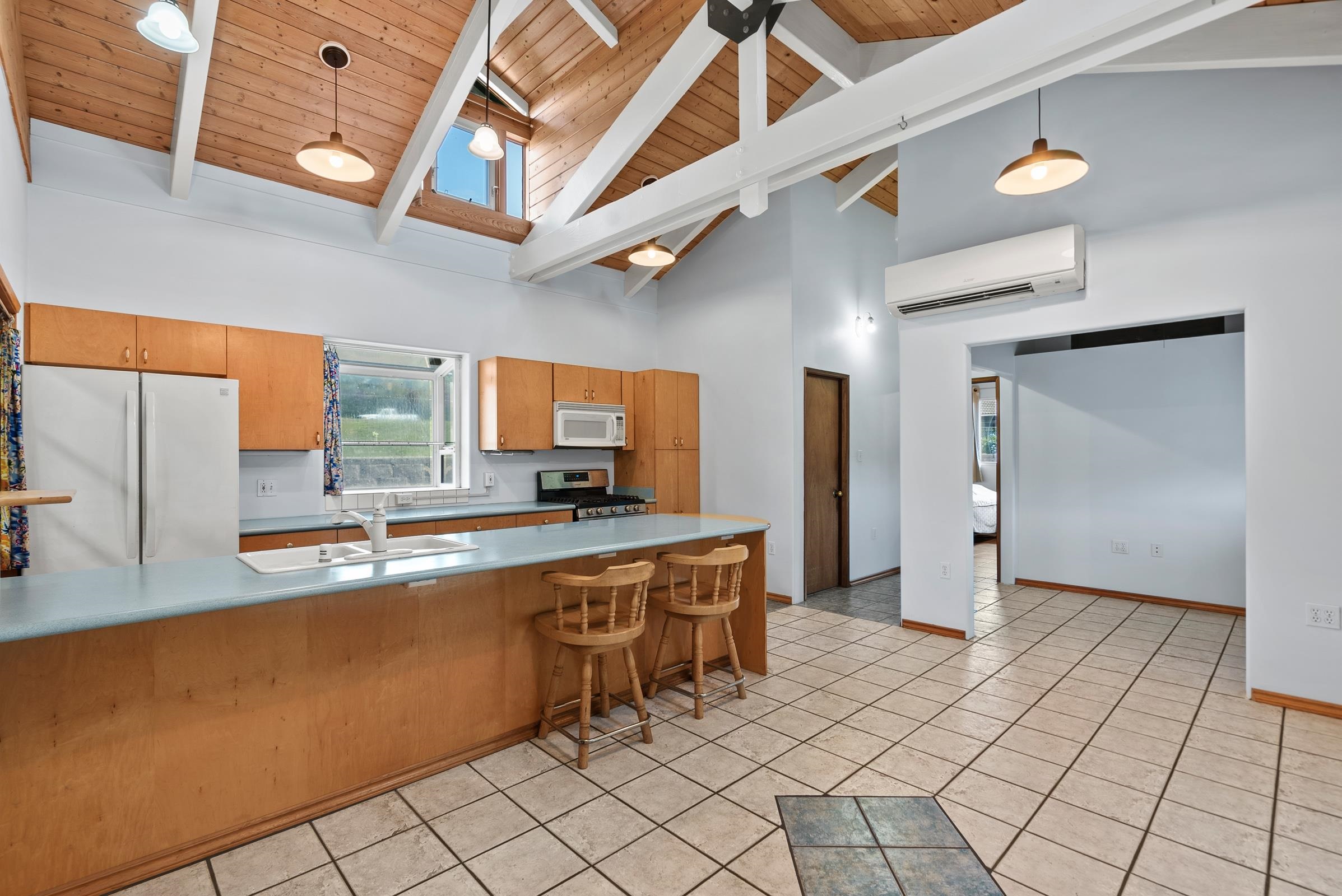 3330  Kehala Dr Maui Meadows, Maui Meadows home - photo 3 of 31