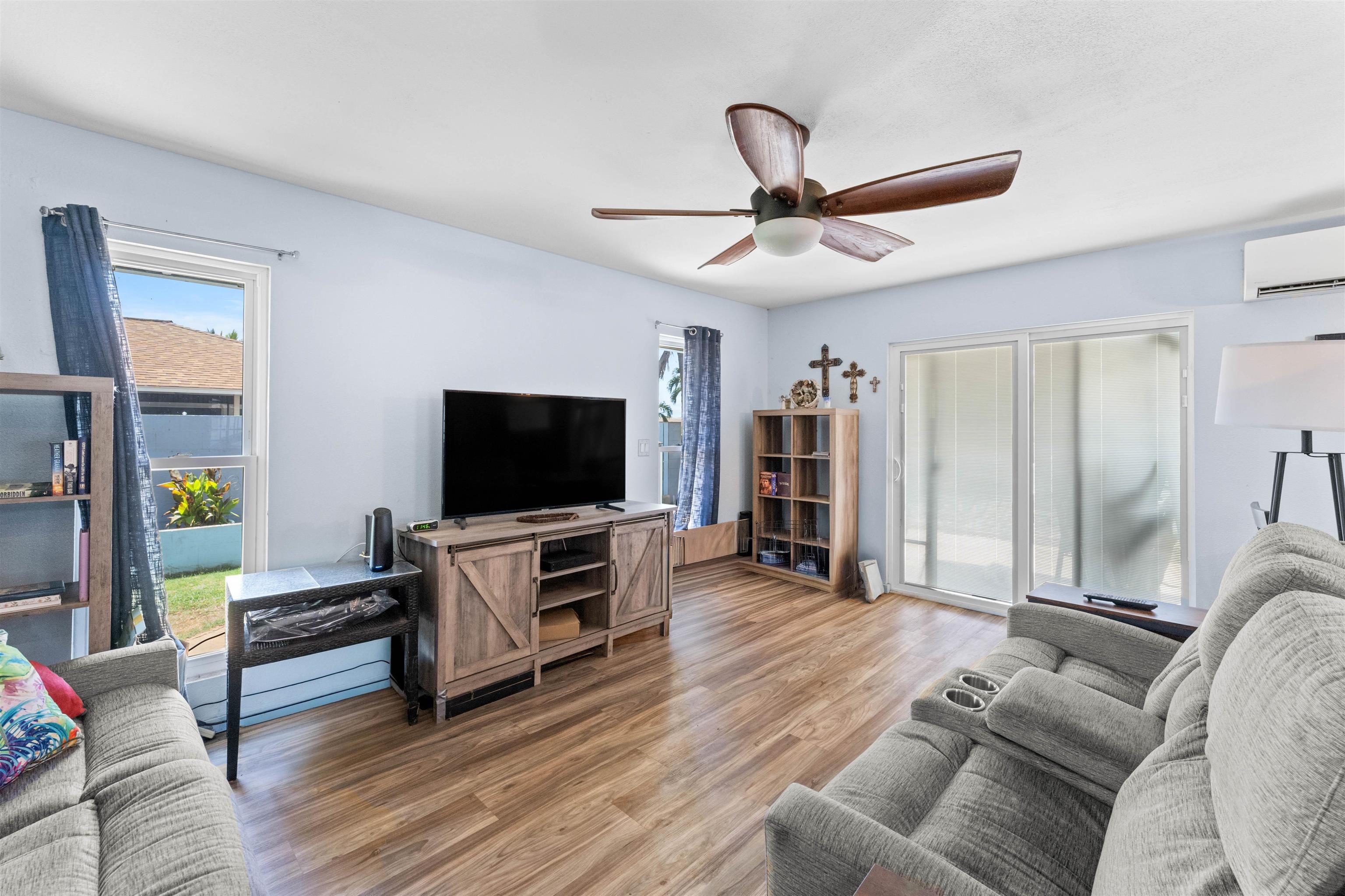 335  Hoalike St , Kihei home - photo 12 of 33