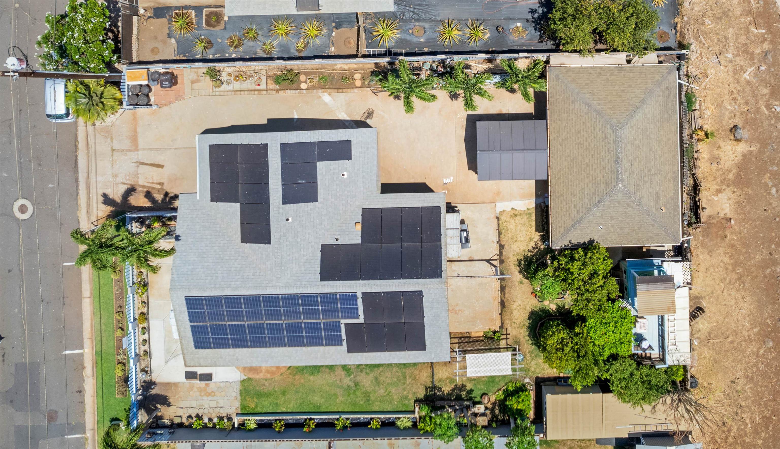 335  Hoalike St , Kihei home - photo 4 of 33