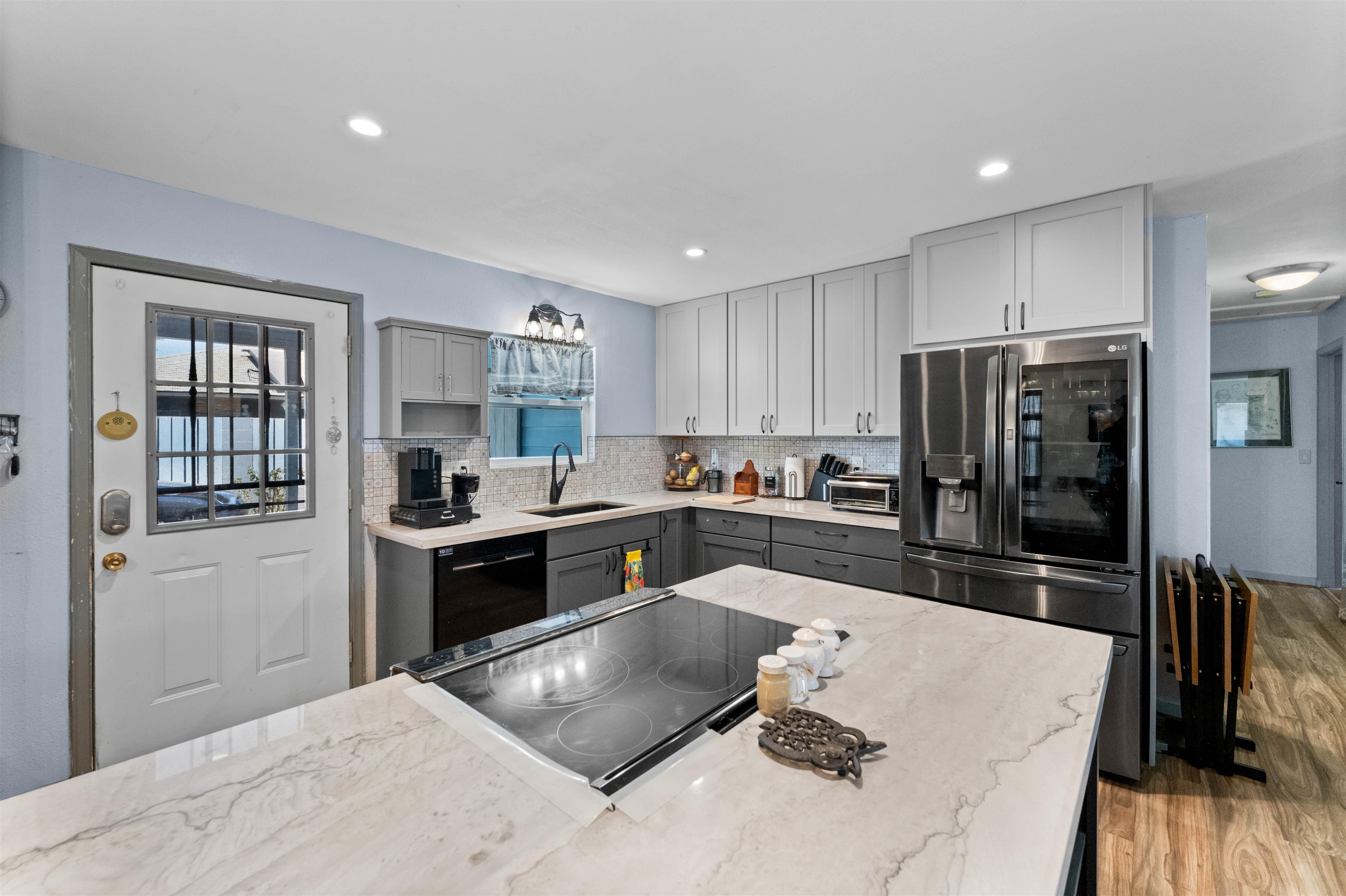 335  Hoalike St , Kihei home - photo 8 of 33