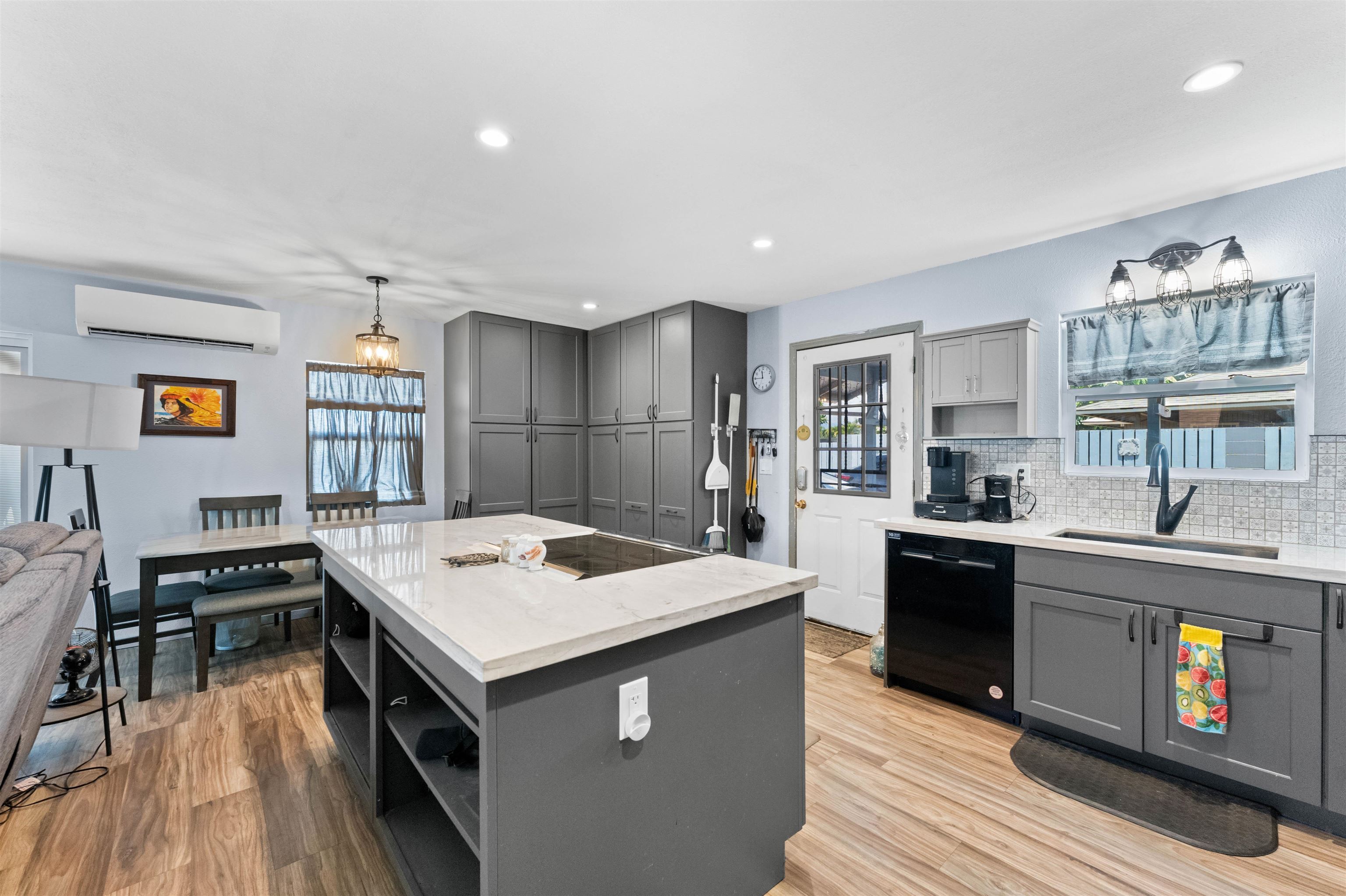 335  Hoalike St , Kihei home - photo 9 of 33