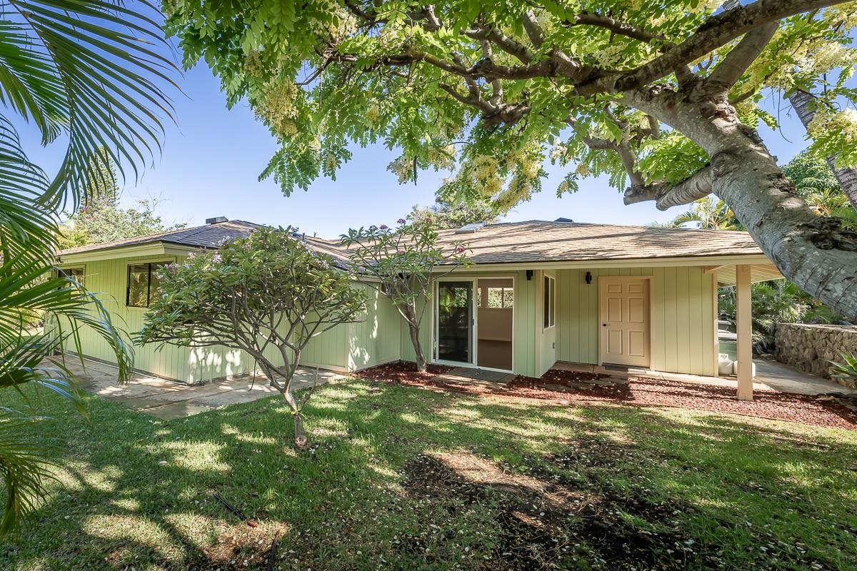 3365  Akala Dr , Maui Meadows home - photo 45 of 50