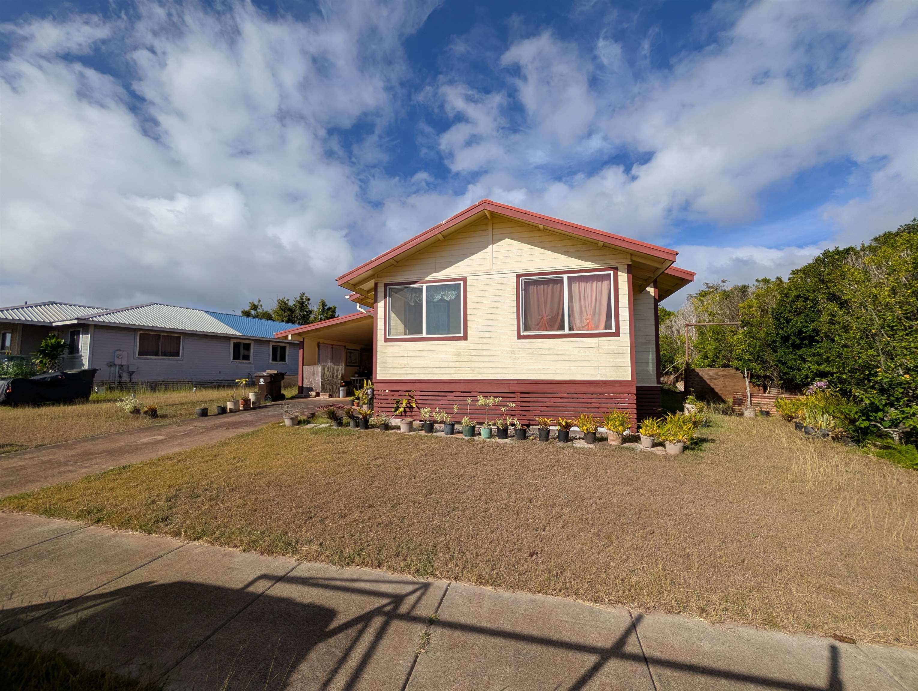 337  Ahakea St Olopua, Lanai home - photo 3 of 7